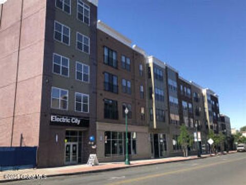 Photo of 240 State Street #5, Schenectady, NY 12305 (MLS # 202513588)