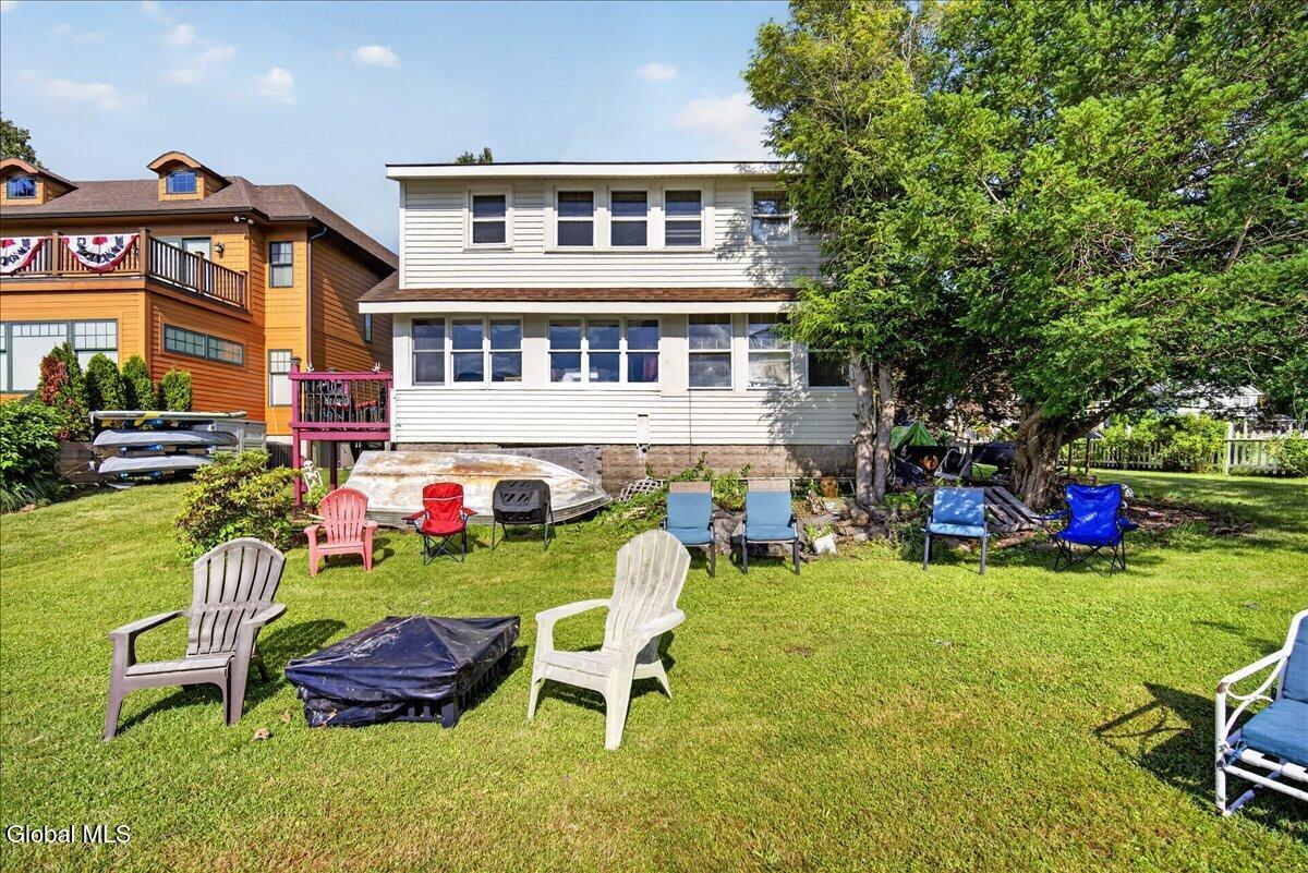 1 Rose Point Lane