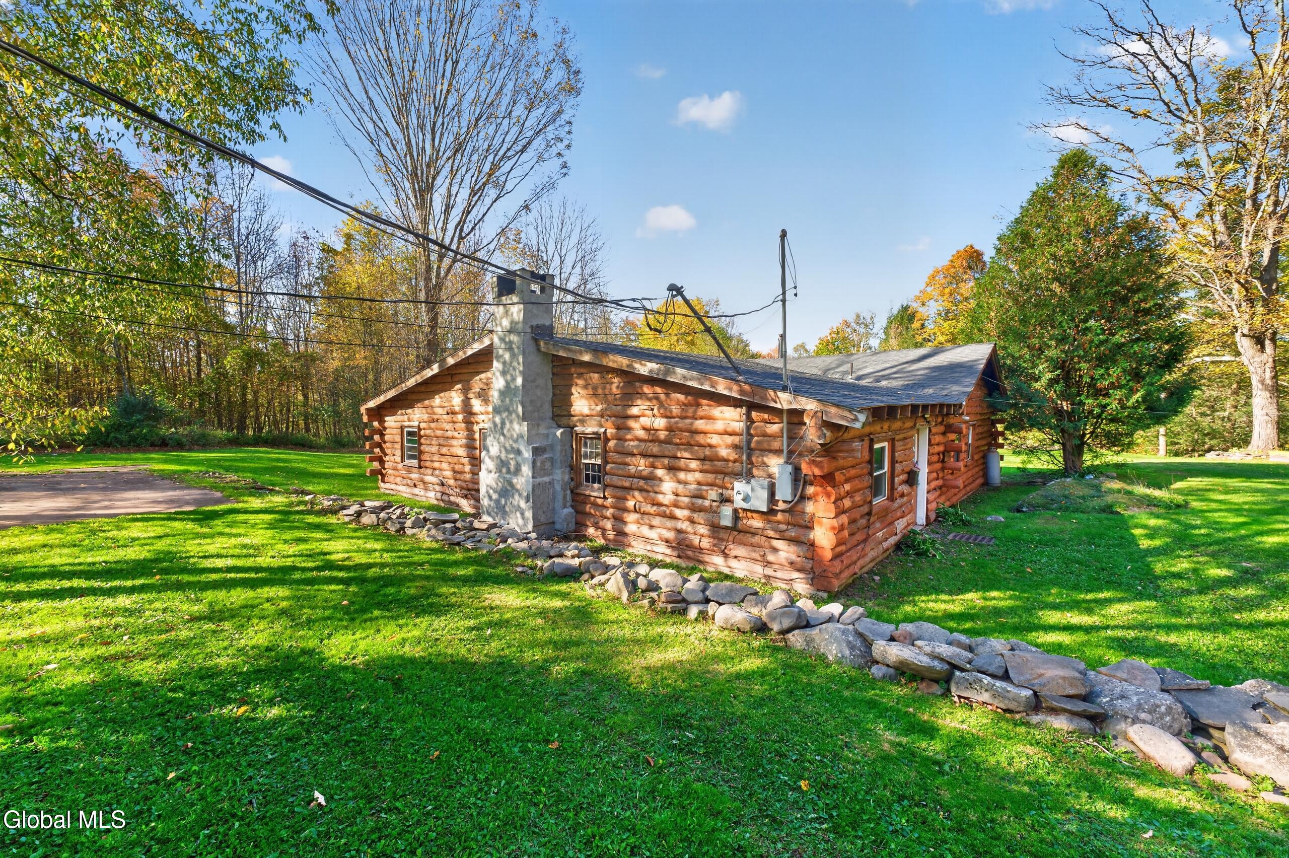 119 Brown House Road