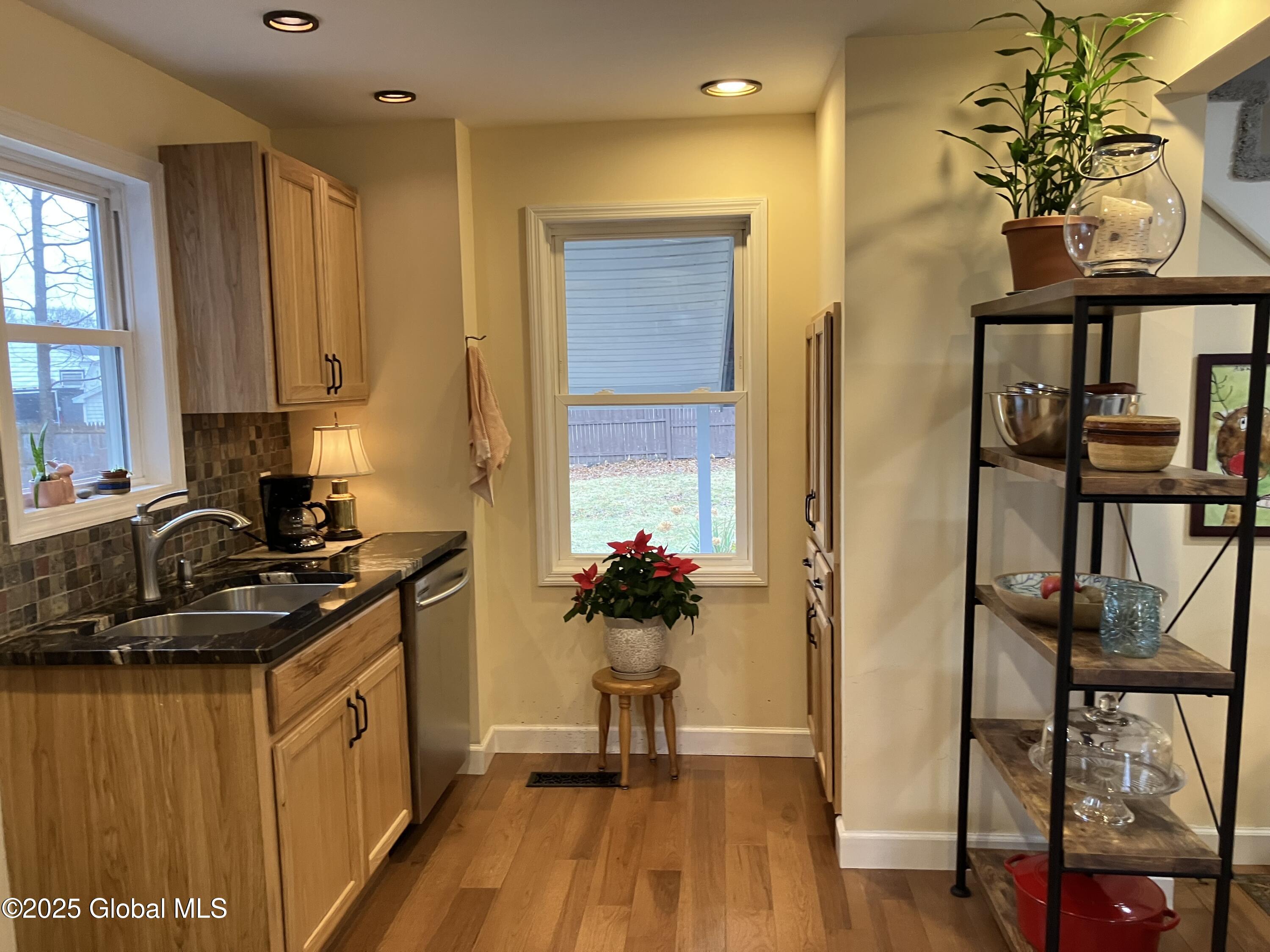 42 Peck Avenue, Glens Falls, New York image 13