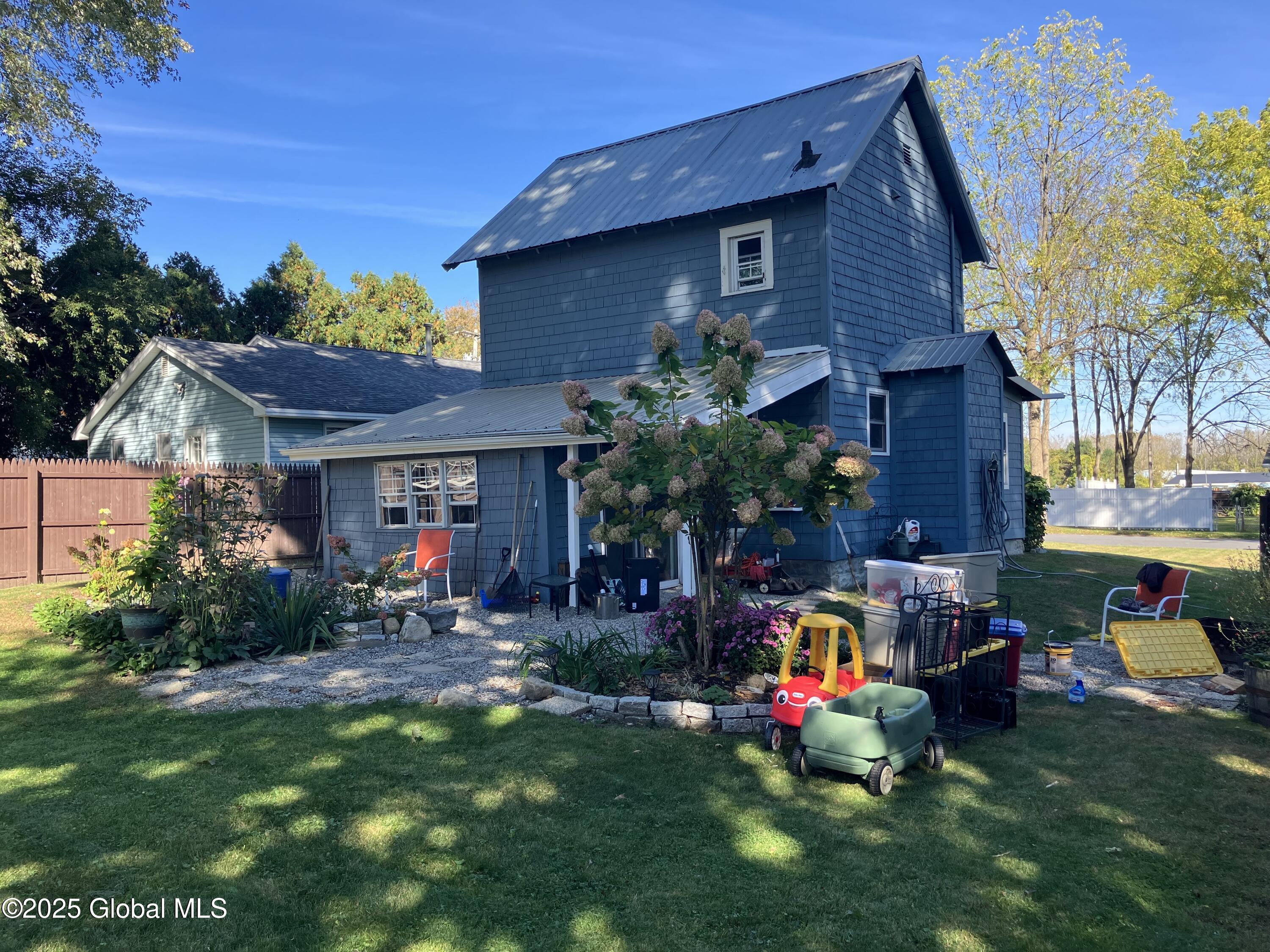 42 Peck Avenue, Glens Falls, New York image 4