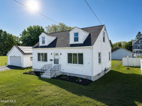 Homes For Sale - 90 Clizbe Avenue<br/> Montgomery County, Amsterdam, NY 12010