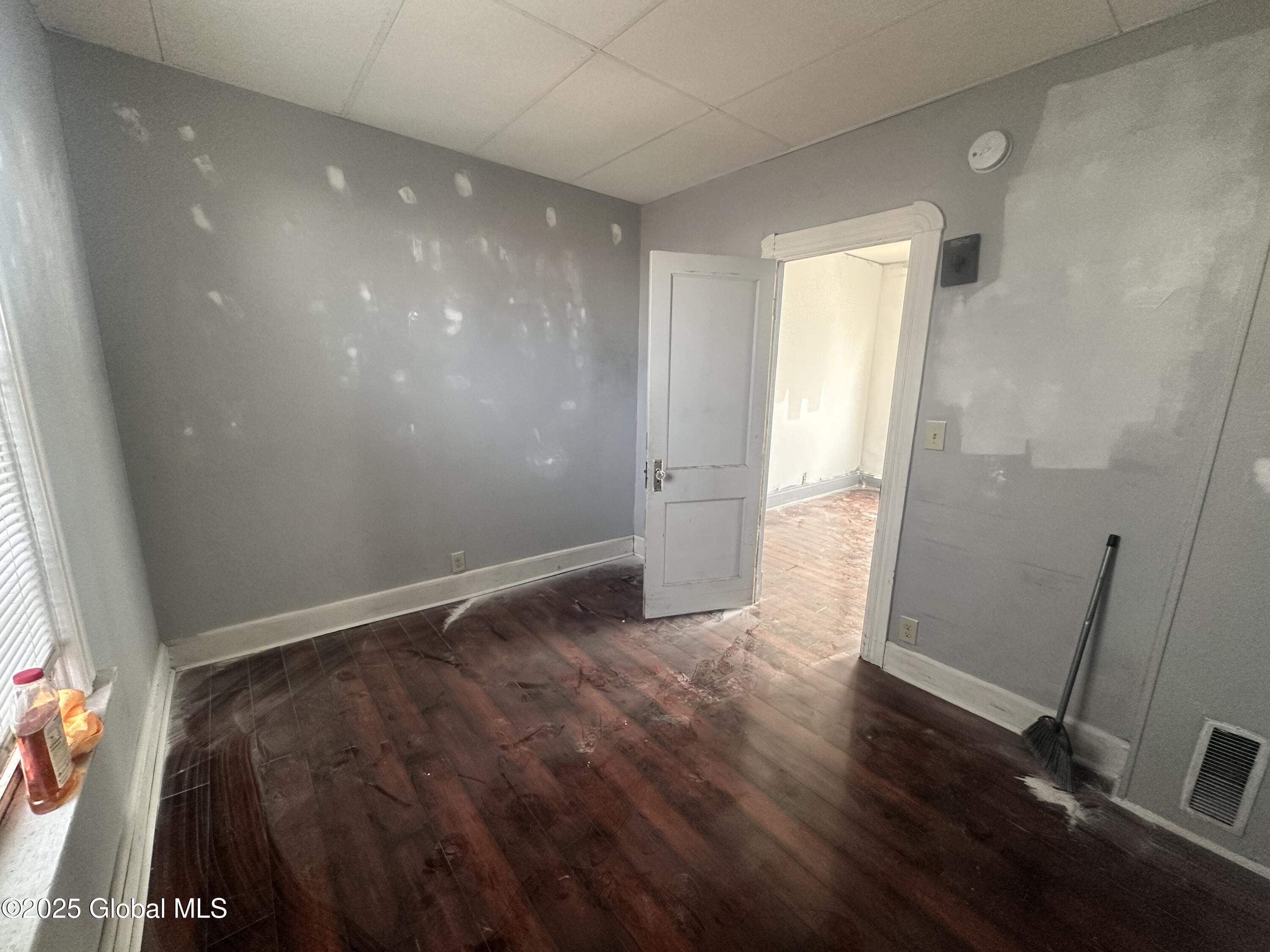 Schenectady, New York 12308, United States, 4 Bedrooms Bedrooms, ,2 BathroomsBathrooms,Residential,Pending,104990