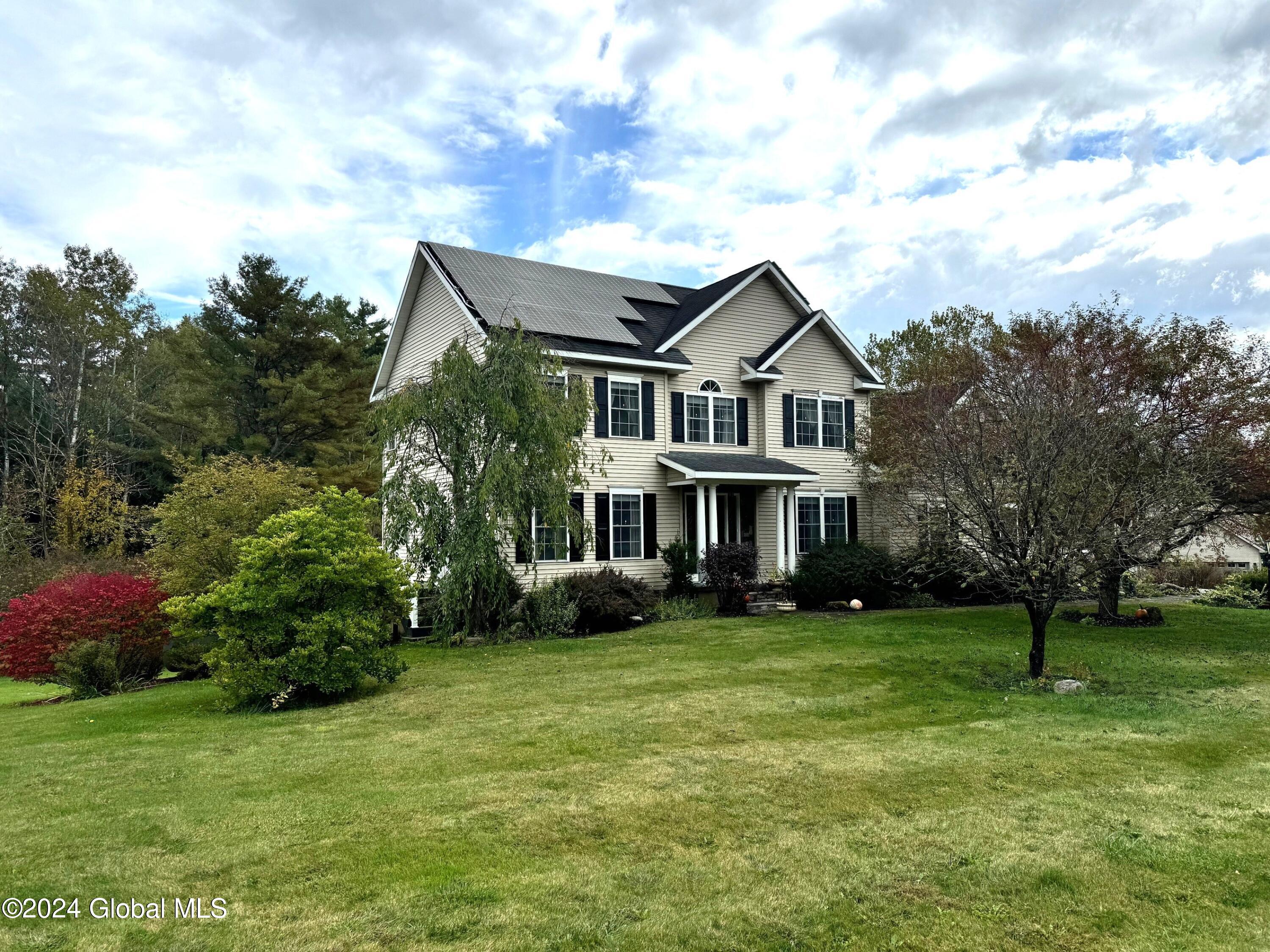 25 Stonehurst Drive, Queensbury, New York image 2