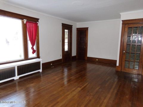 Apartment For Rent - 10 S Park Drive #2<br/> Gloversville, NY 12078