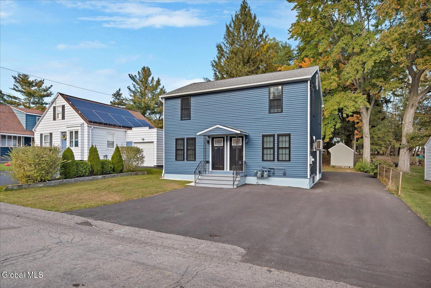 5 Leach Avenue