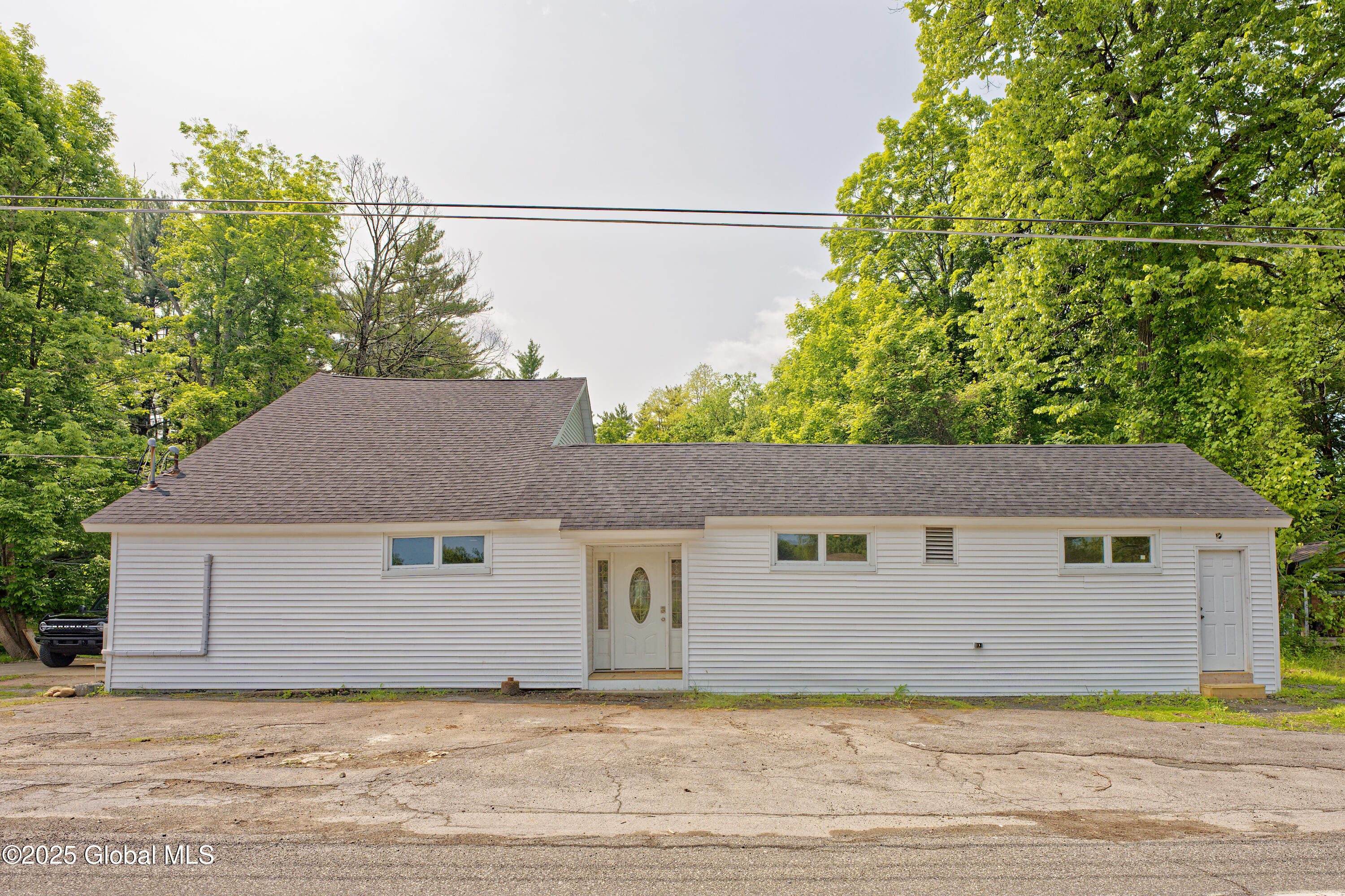 714 Route 29, Rock City Falls, New York image 4
