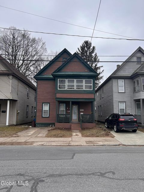 Photo of 2328 Turner Avenue, Schenectady, NY 12306 (MLS # 202613644)