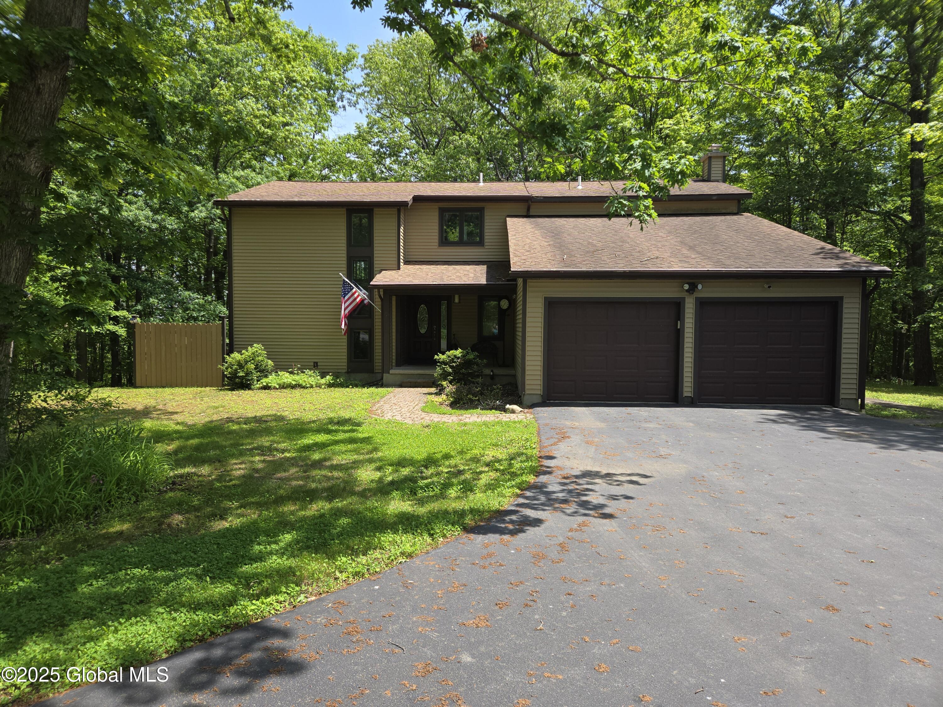 251 Vernon Road, Glenville, New York image 1