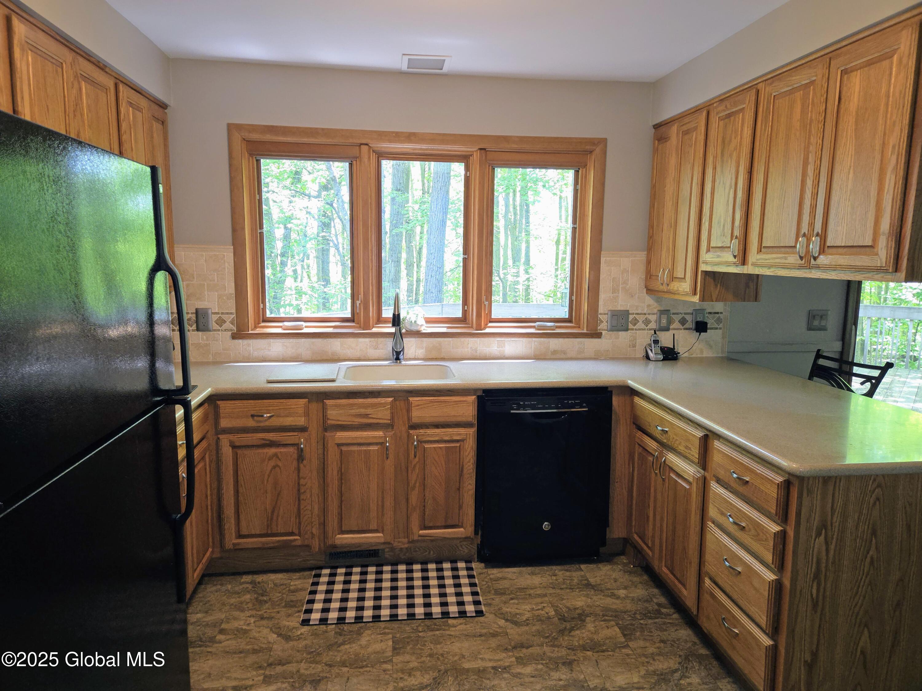 251 Vernon Road, Glenville, New York image 19