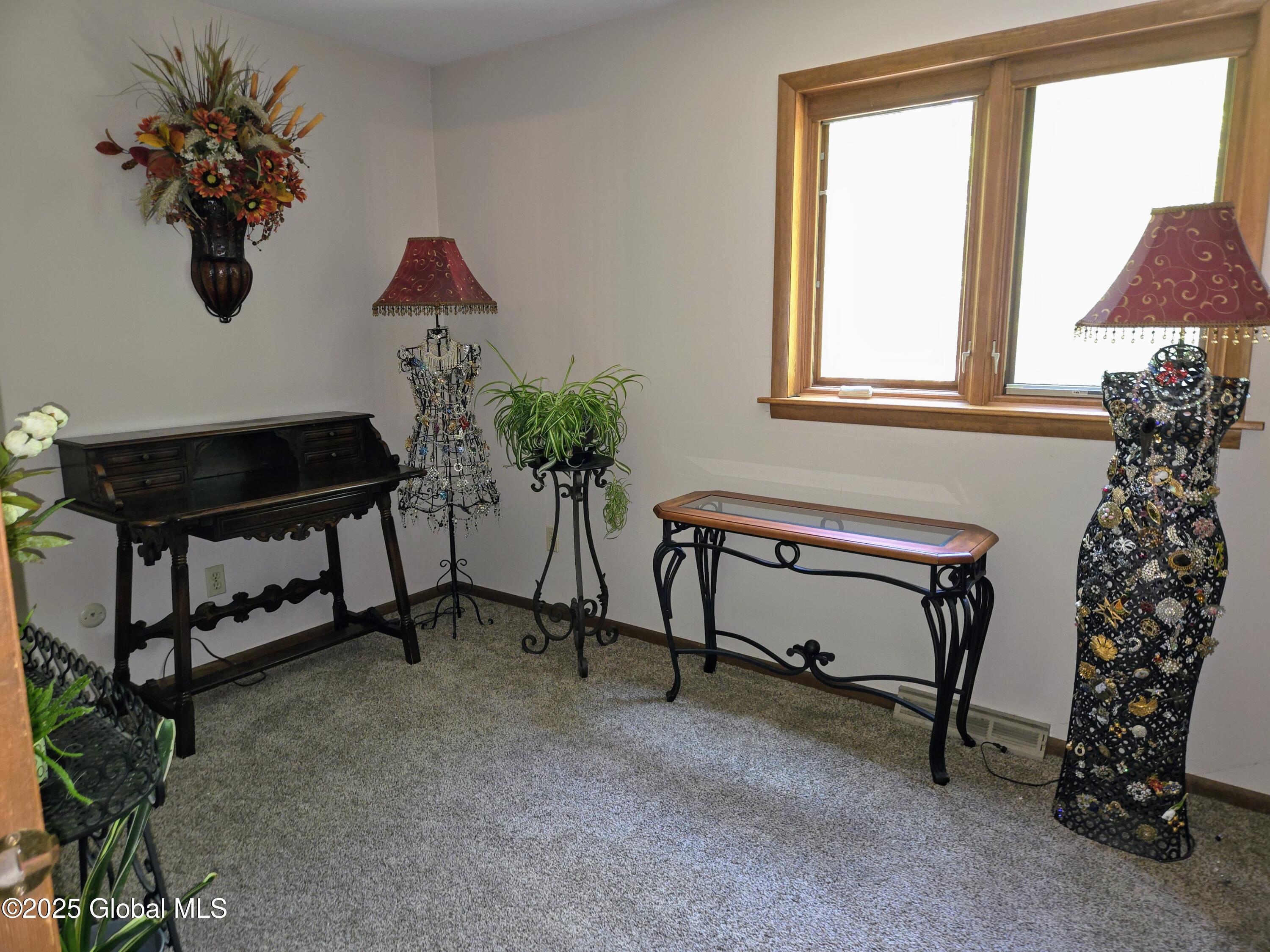 251 Vernon Road, Glenville, New York image 6
