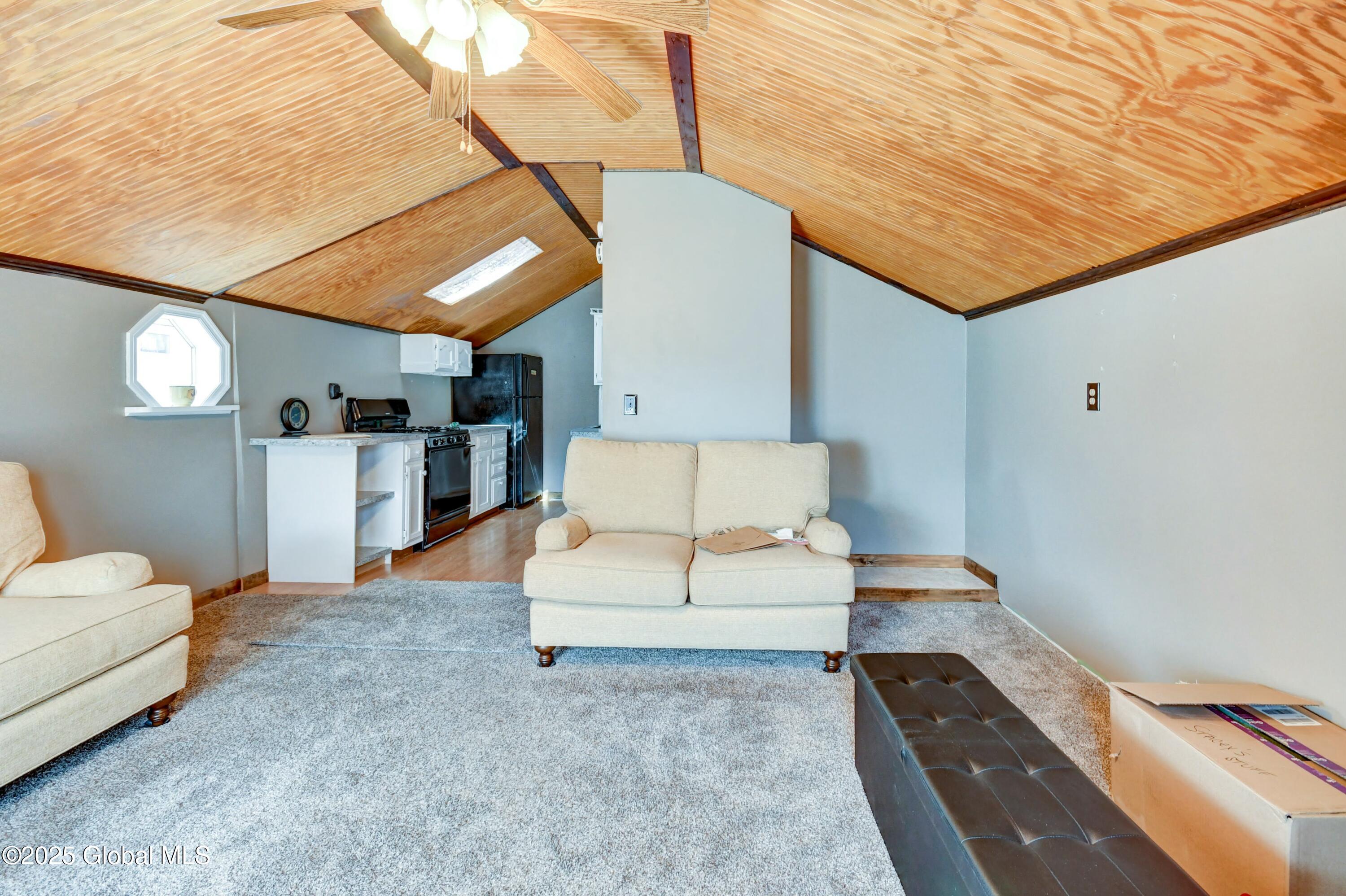 116 Walnut Street, Corinth, New York image 39