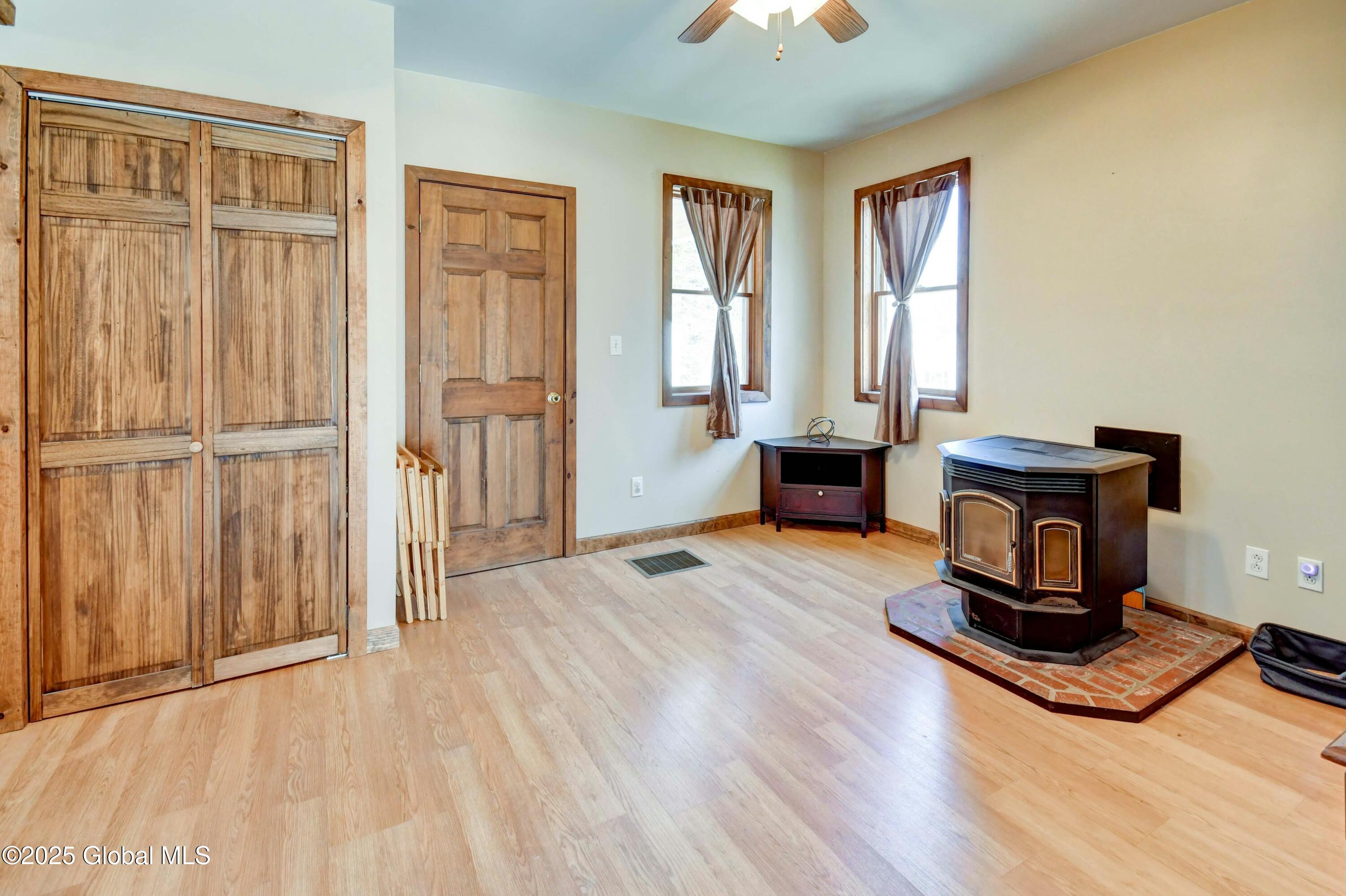 116 Walnut Street, Corinth, New York image 14