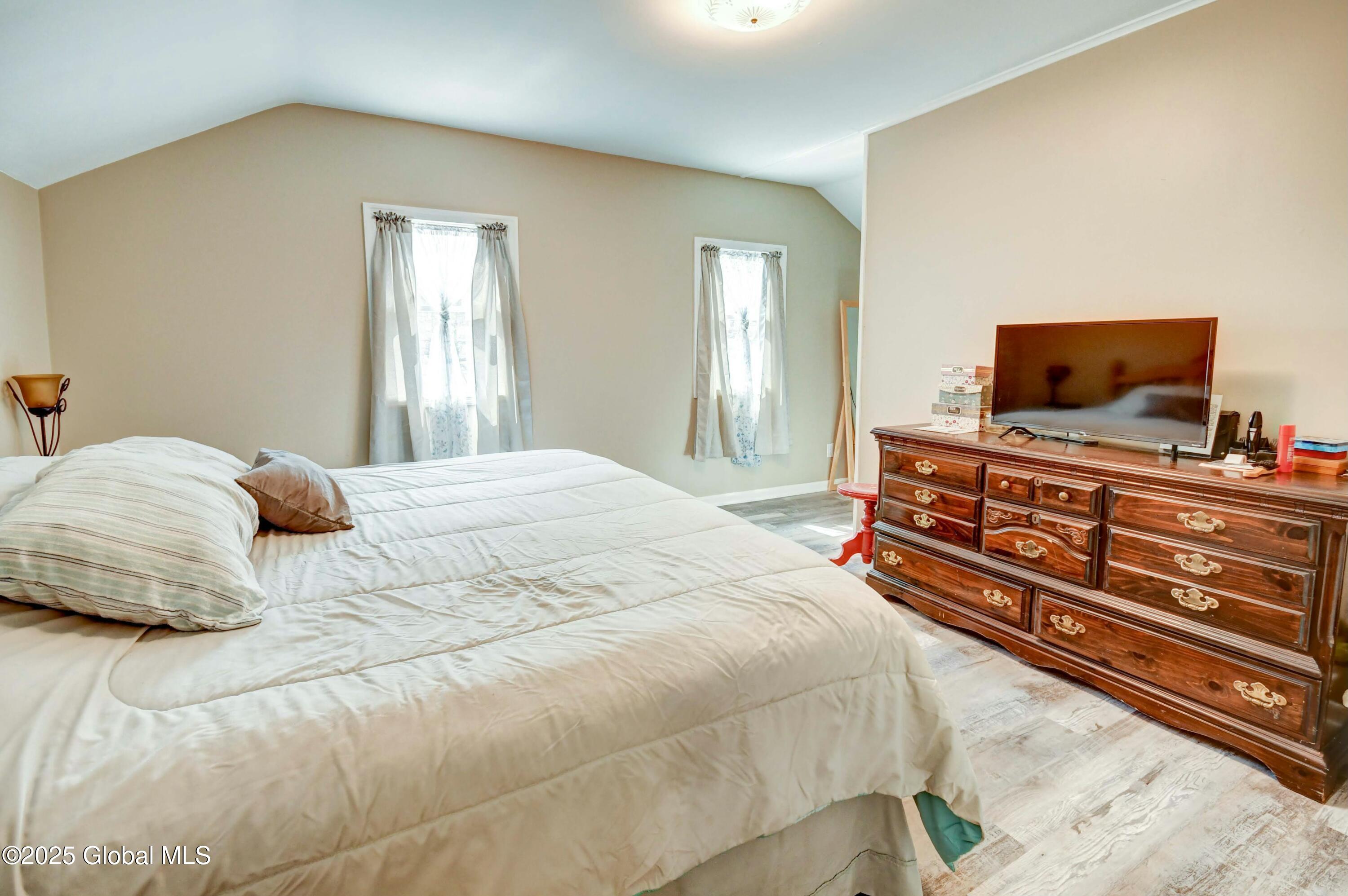 116 Walnut Street, Corinth, New York image 28