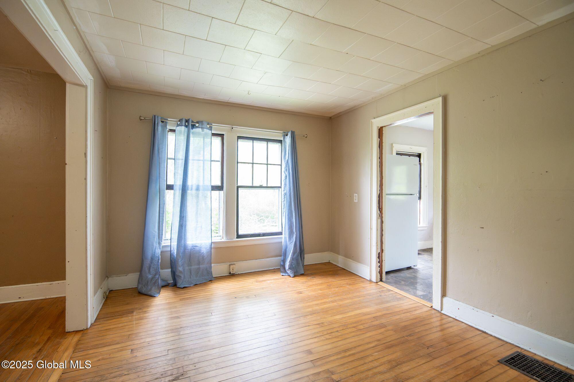 30 Mallory Avenue, Queensbury, New York image 7