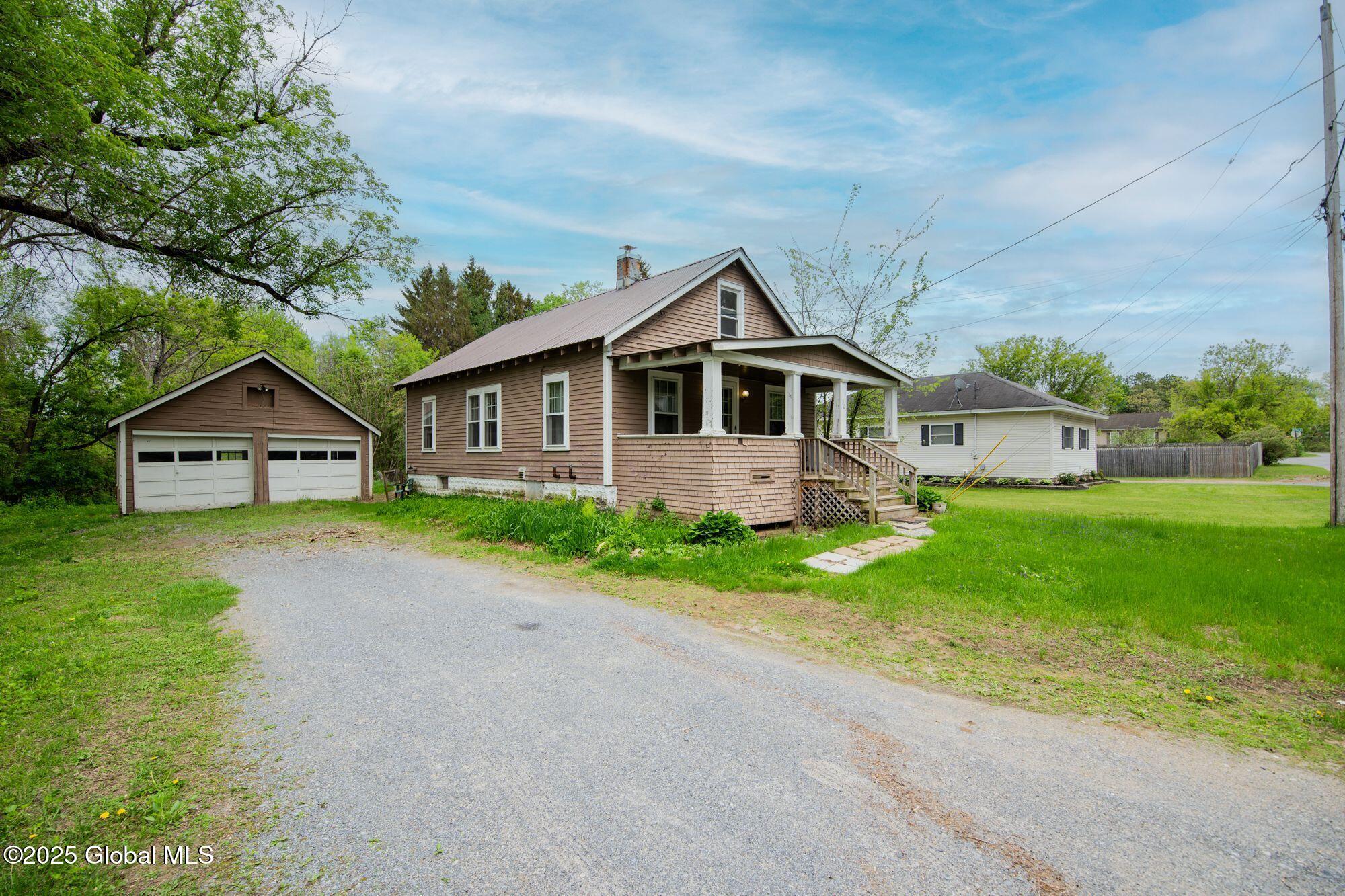 30 Mallory Avenue, Queensbury, New York image 2