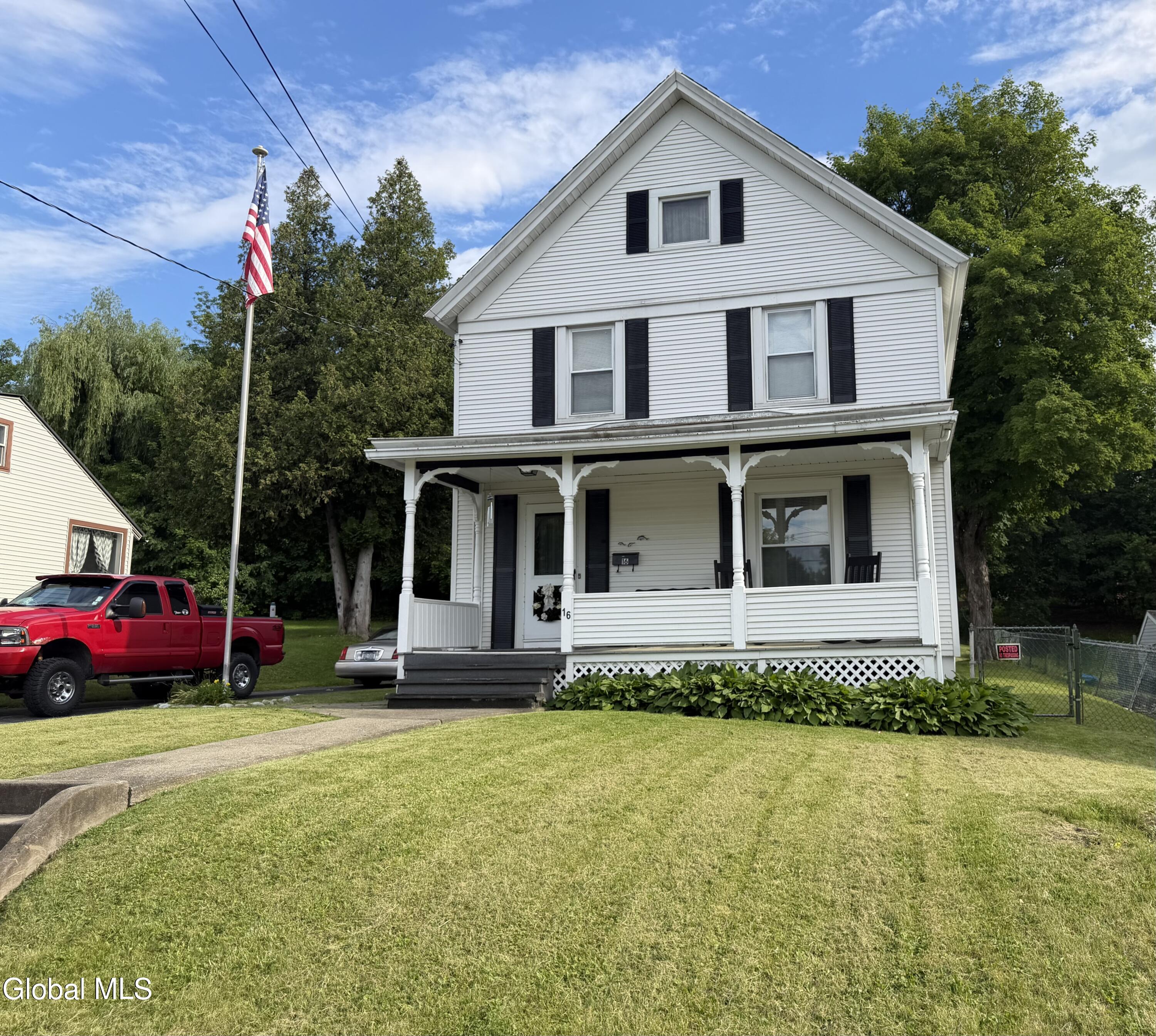 16 Treadway Street