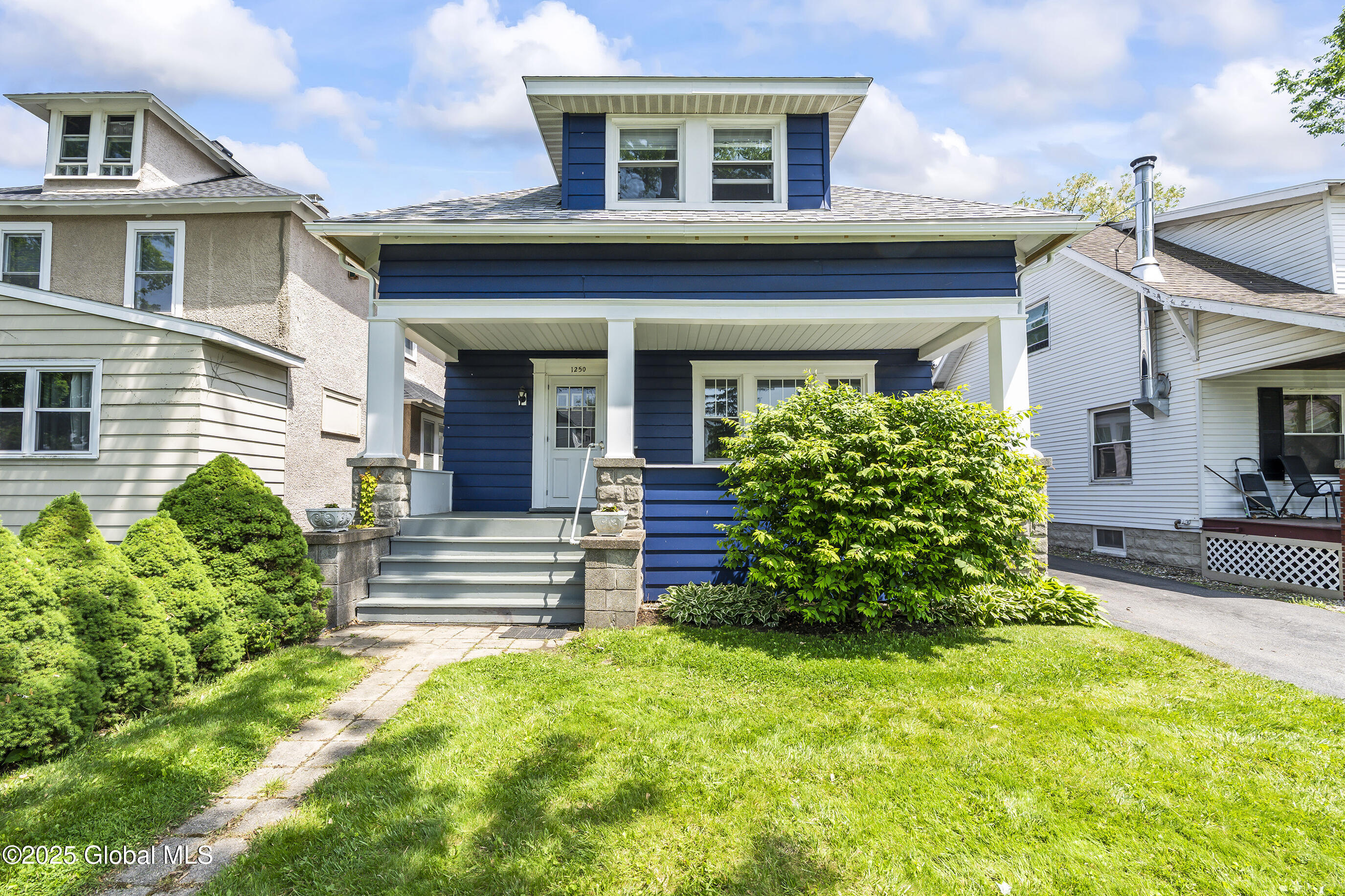 1250 Dean Street, Niskayuna, New York image 1