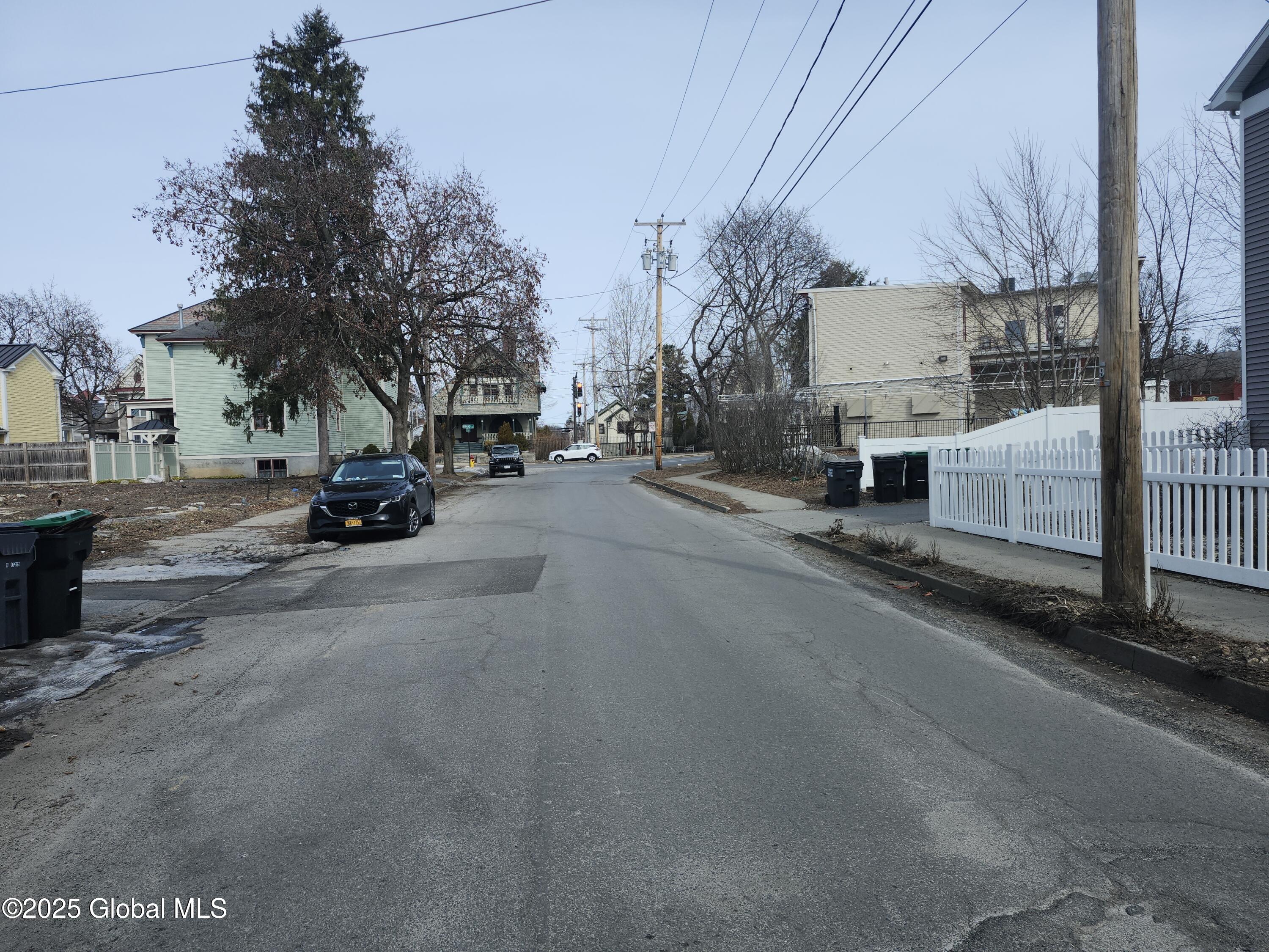 72 S Franklin Street, Saratoga Springs, New York image 2