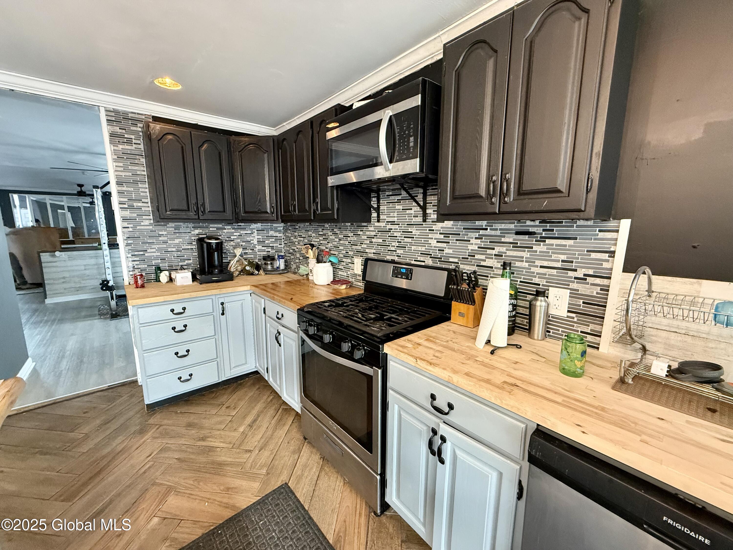243 N Perry Street, Johnstown, New York image 13