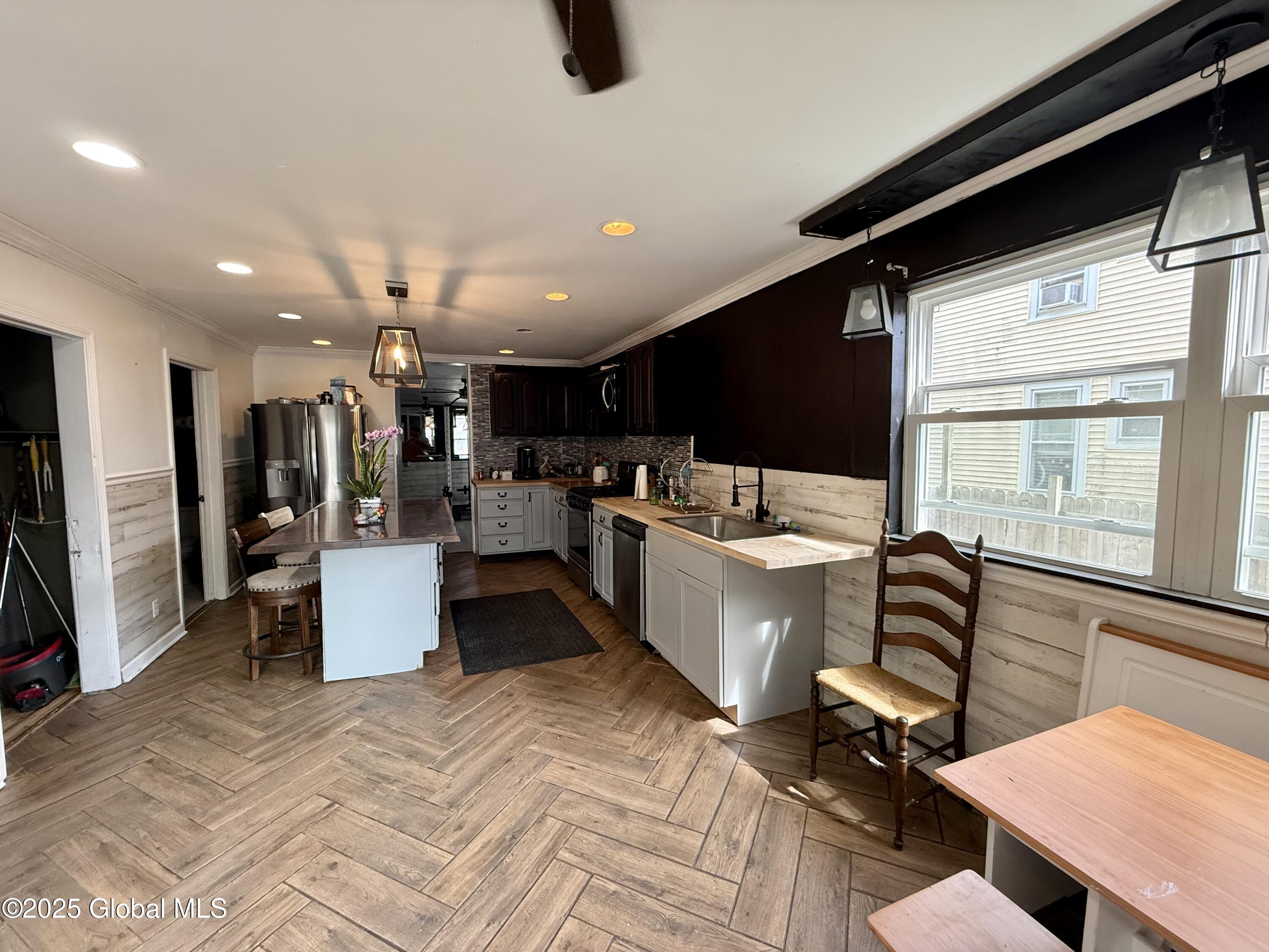 243 N Perry Street, Johnstown, New York image 16