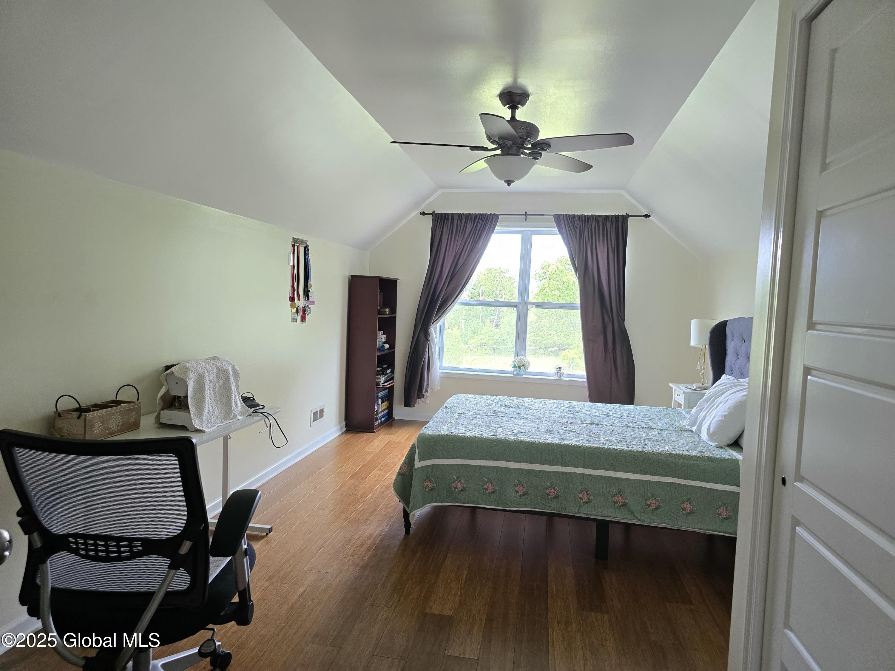 32 Revere Run, Mechanicville, New York image 7