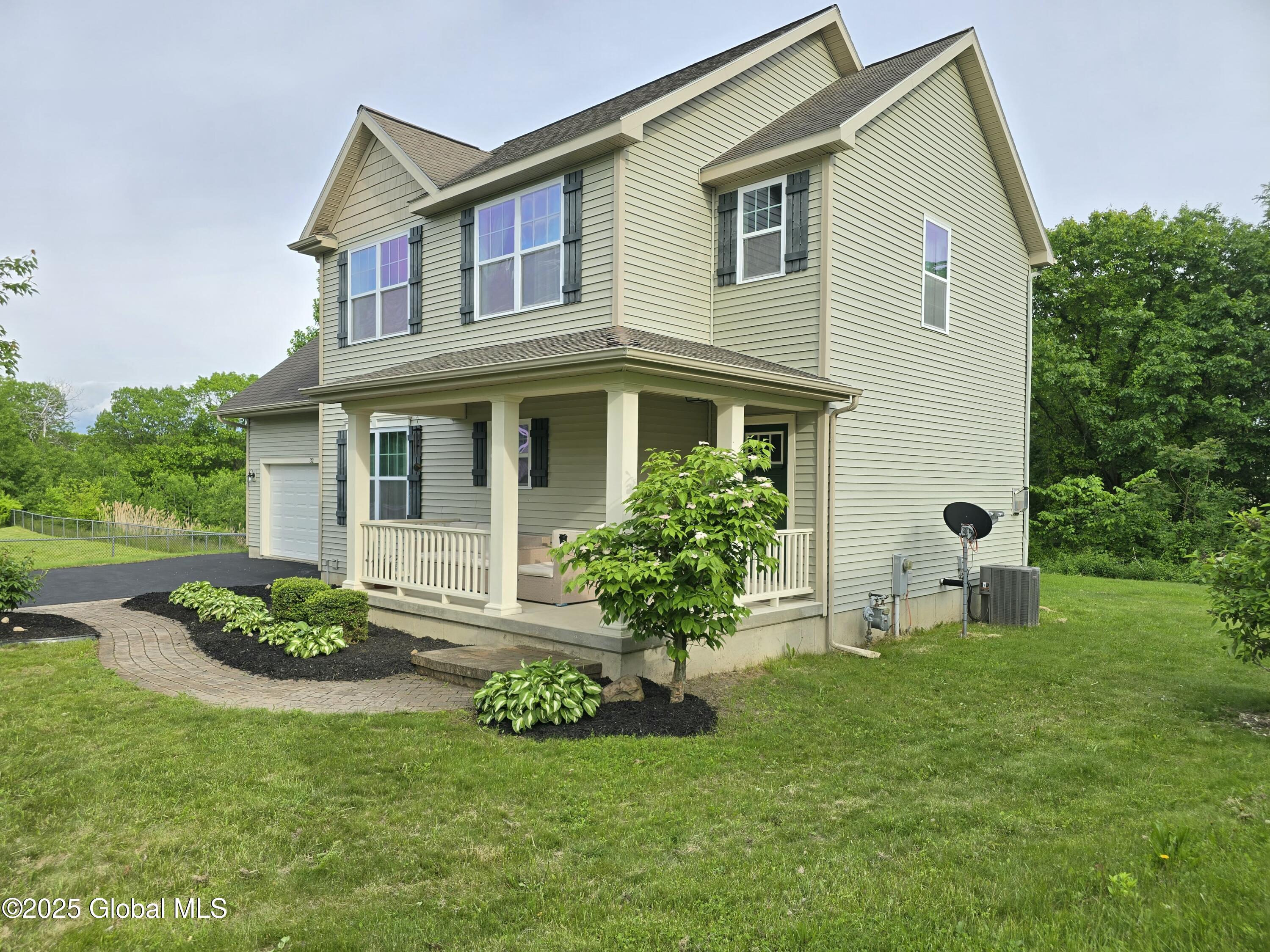 32 Revere Run, Mechanicville, New York image 17