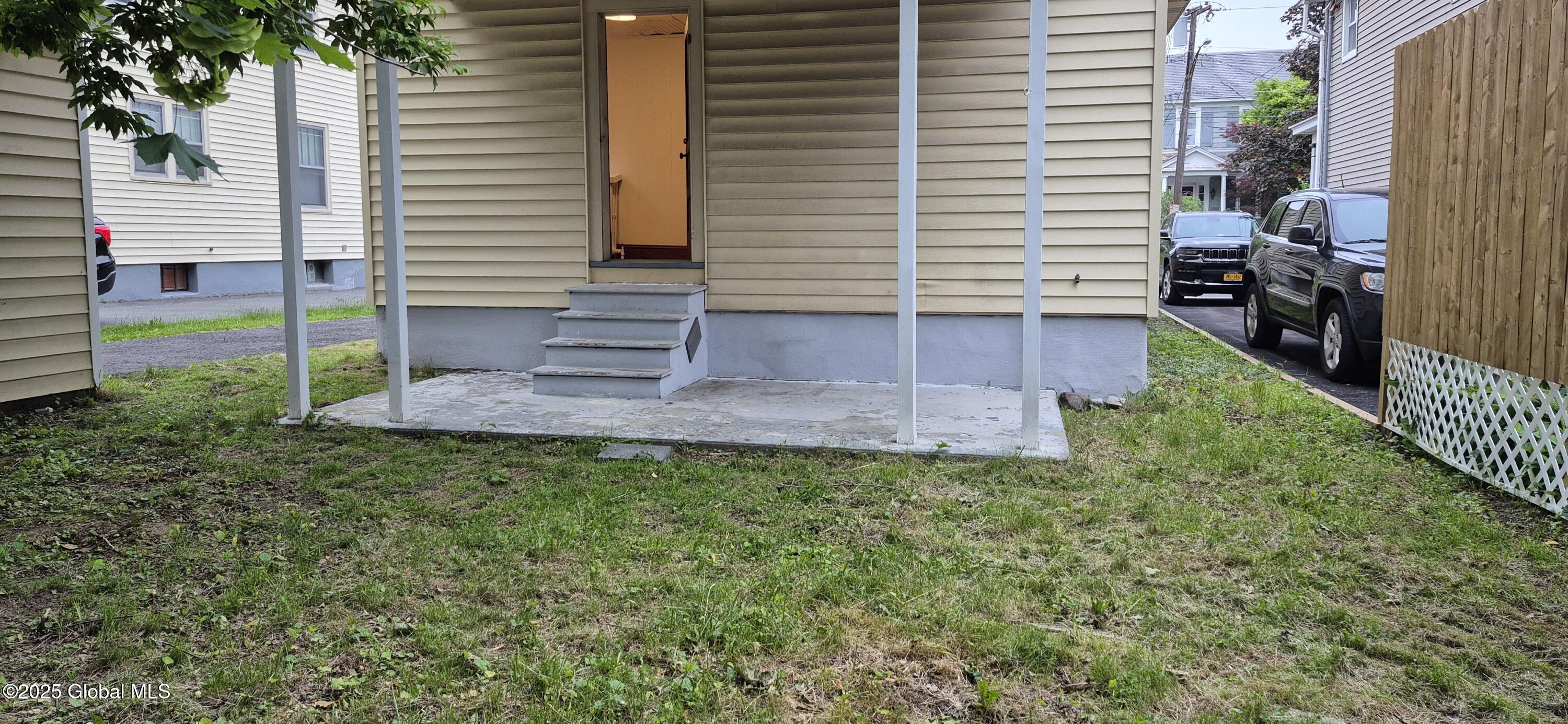 176 Benson Street, Albany, New York image 21