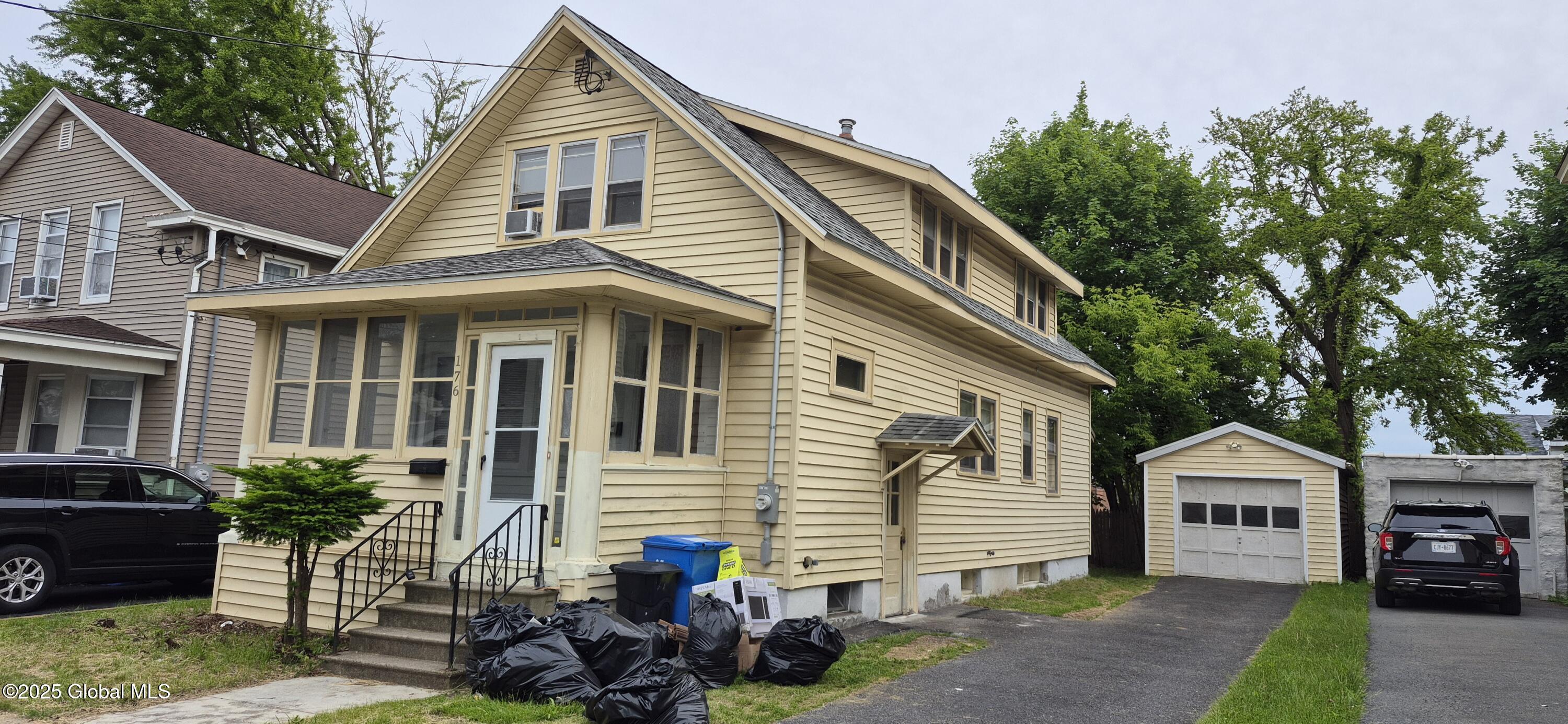 176 Benson Street, Albany, New York image 3