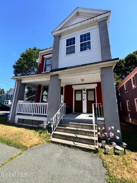 Photo of 15 Idlewild Park Park #1, Watervliet, NY 12189 (MLS # 202614943)