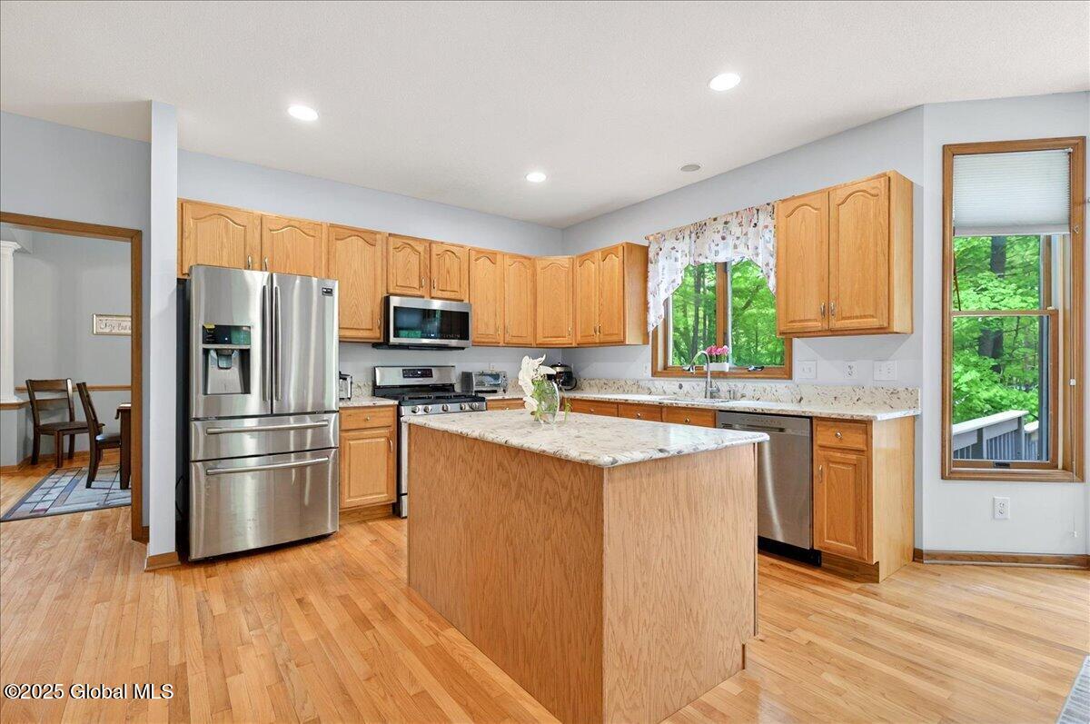 9 Coventry Drive, Clifton Park, New York image 10