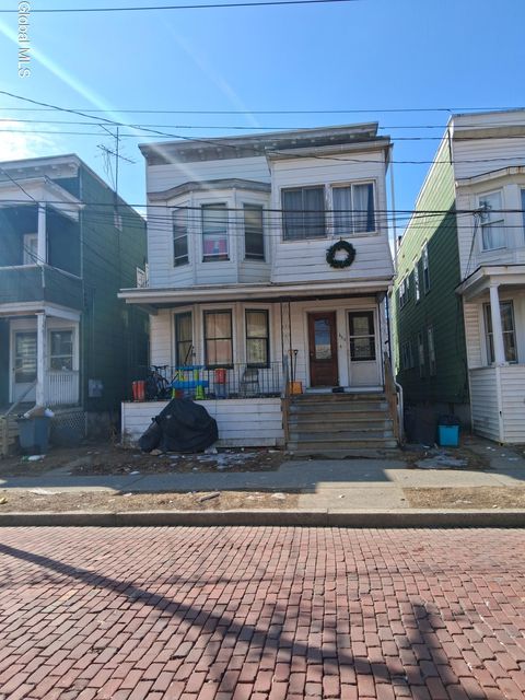 Photo of 466 West Street, Albany, NY 12206 (MLS # 202613277)