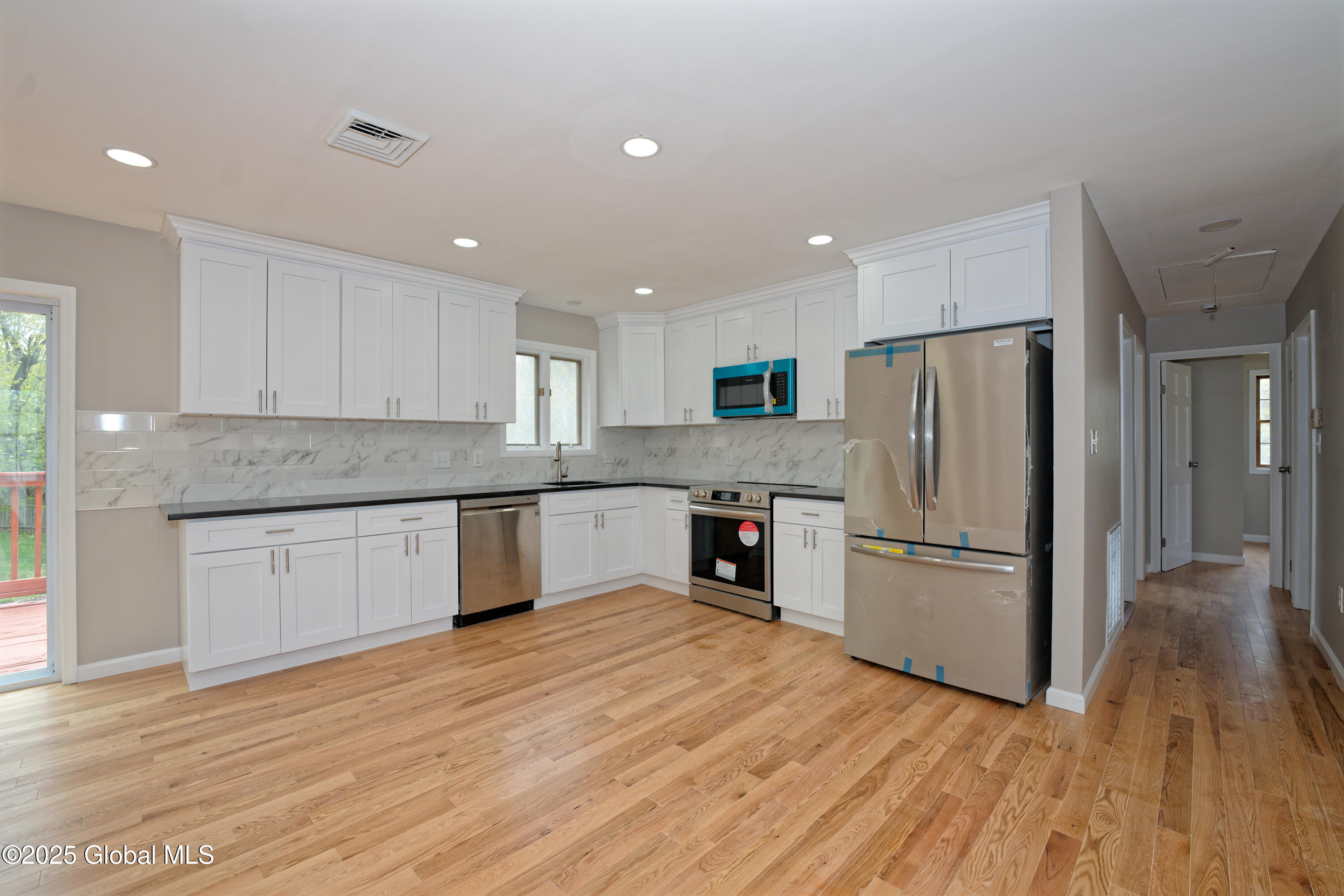 1C Castle Drive, Stillwater, New York image 10