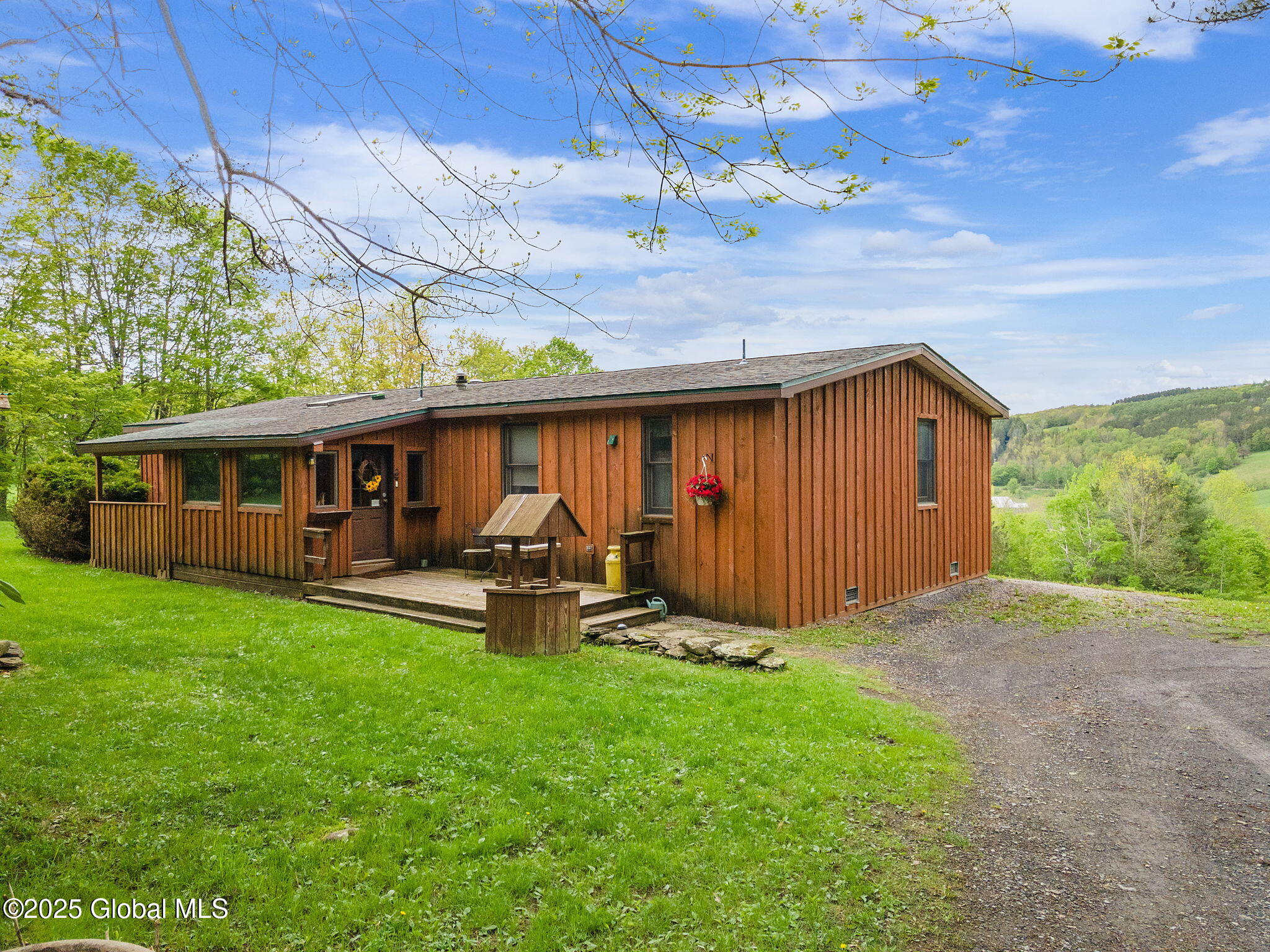 105 Hillside Drive, Summit, New York image 1