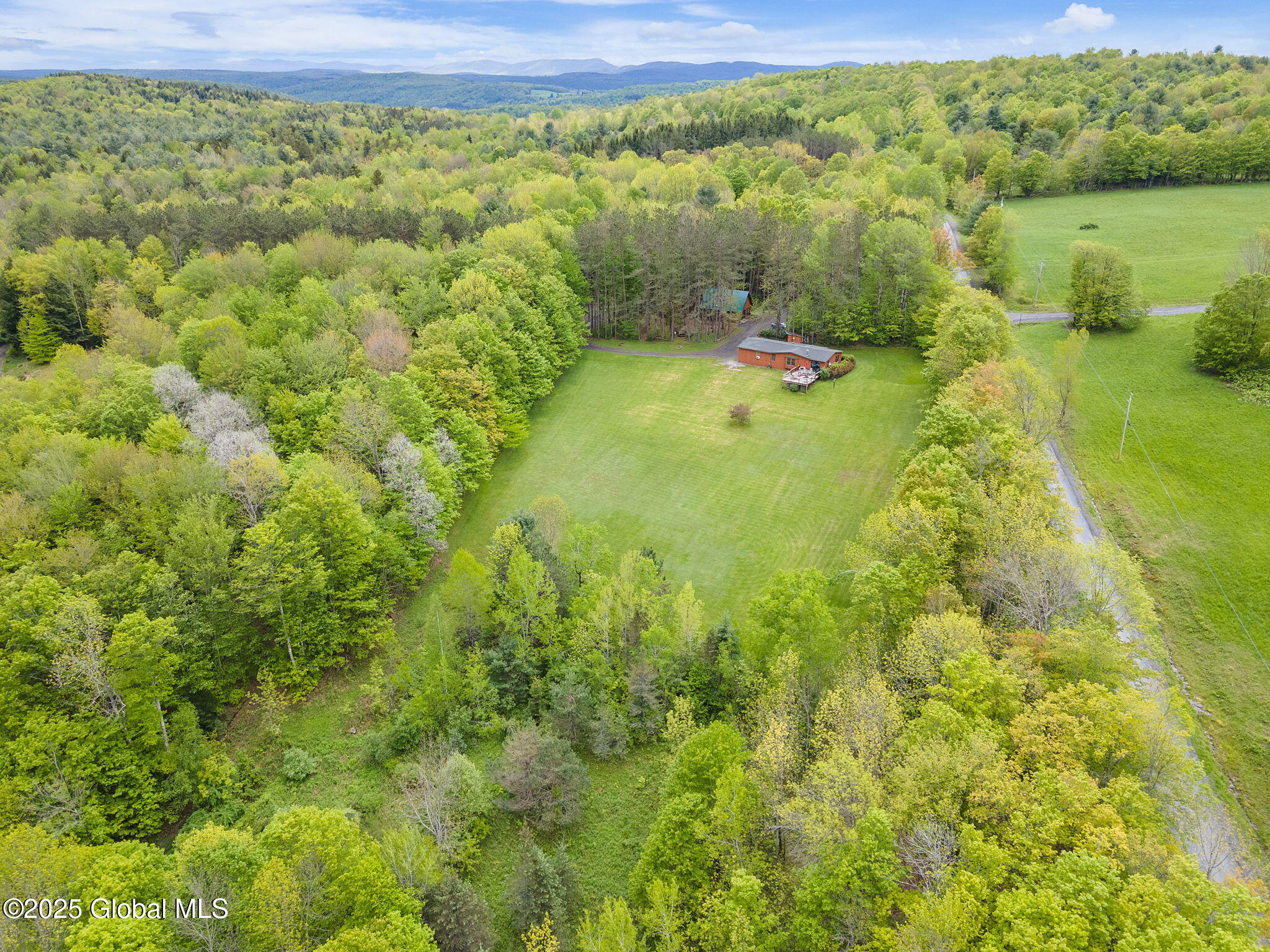 105 Hillside Drive, Summit, New York image 38
