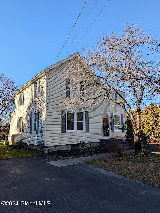 35 Everts Avenue, Queensbury, New York image 1