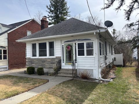 Photo of 1604 Washington Avenue, Rensselaer, NY 12144 (MLS # 202613666)