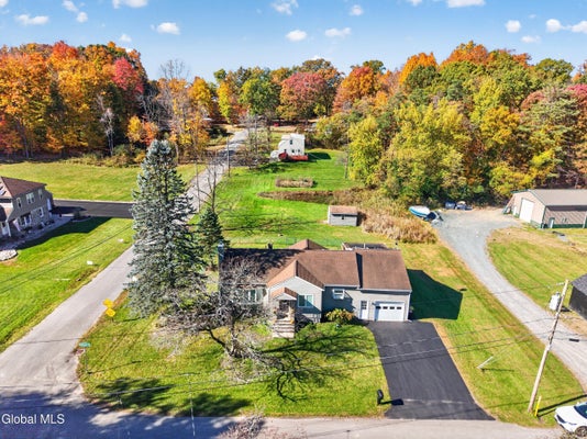 24 MIDLAND RD, TROY, NY 12180 - Image 70bd0712bb7d3fa1a6a703e2a4e1097c/1246541624