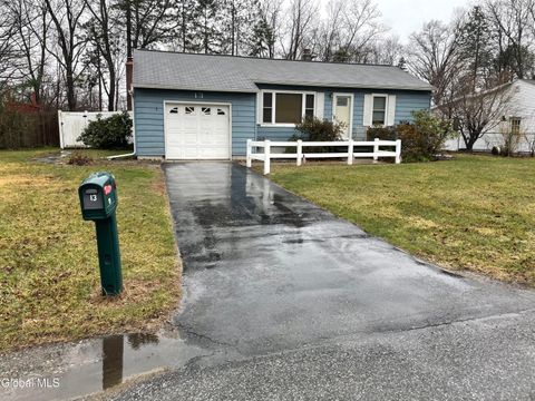 Photo of 13 Richards Drive, Colonie, NY 12205 (MLS # 202615370)