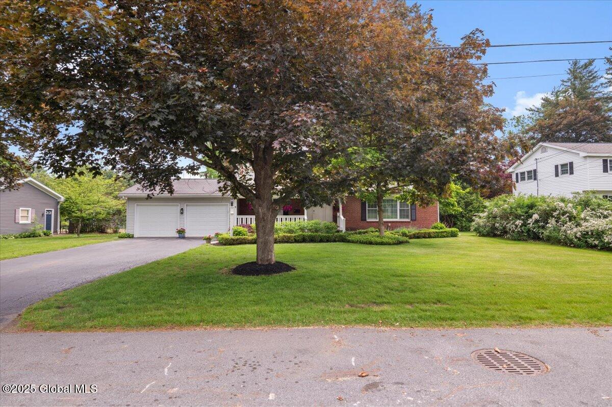 18 Underwood Drive, Saratoga Springs, New York image 6
