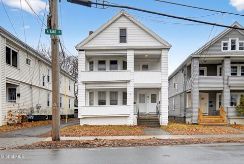 Photo of 31 N Lake Avenue, Troy, NY 12180 (MLS # 202613749)