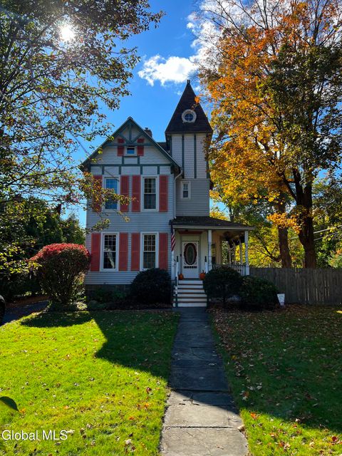 Photo of 16 Brookside Avenue, Menands, NY 12204 (MLS # 202528492) Photo of 16 Brookside Avenue, Menands, NY 12204 (MLS # 202528492)