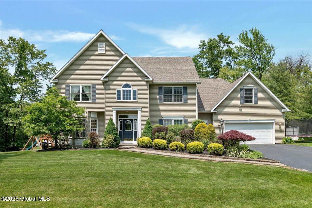 1901 Heritage Road, Niskayuna, New York image 1