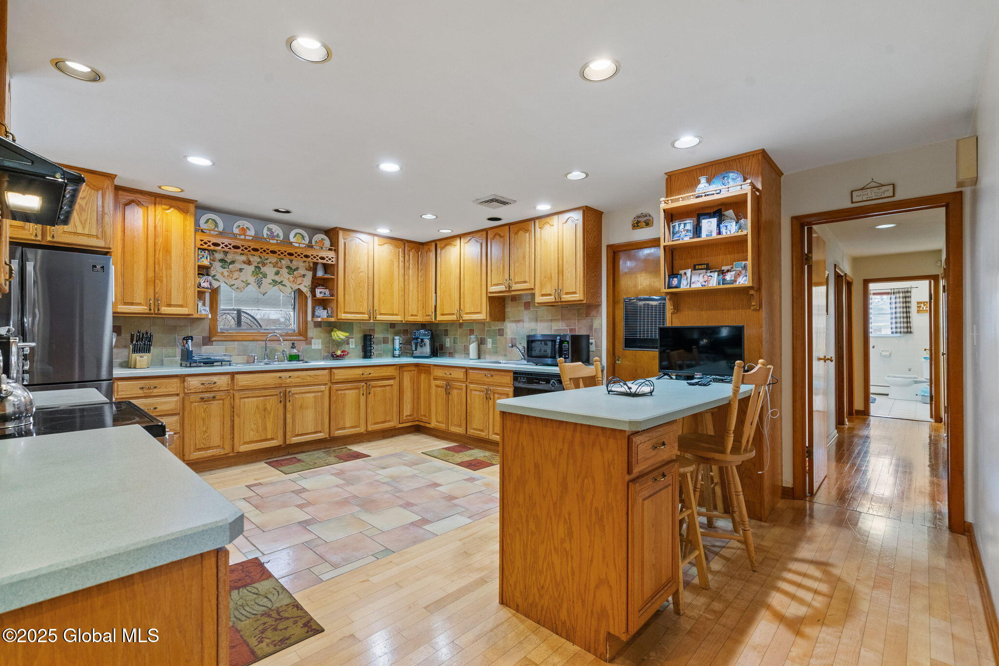 243 Boght Road, Watervliet, New York image 11