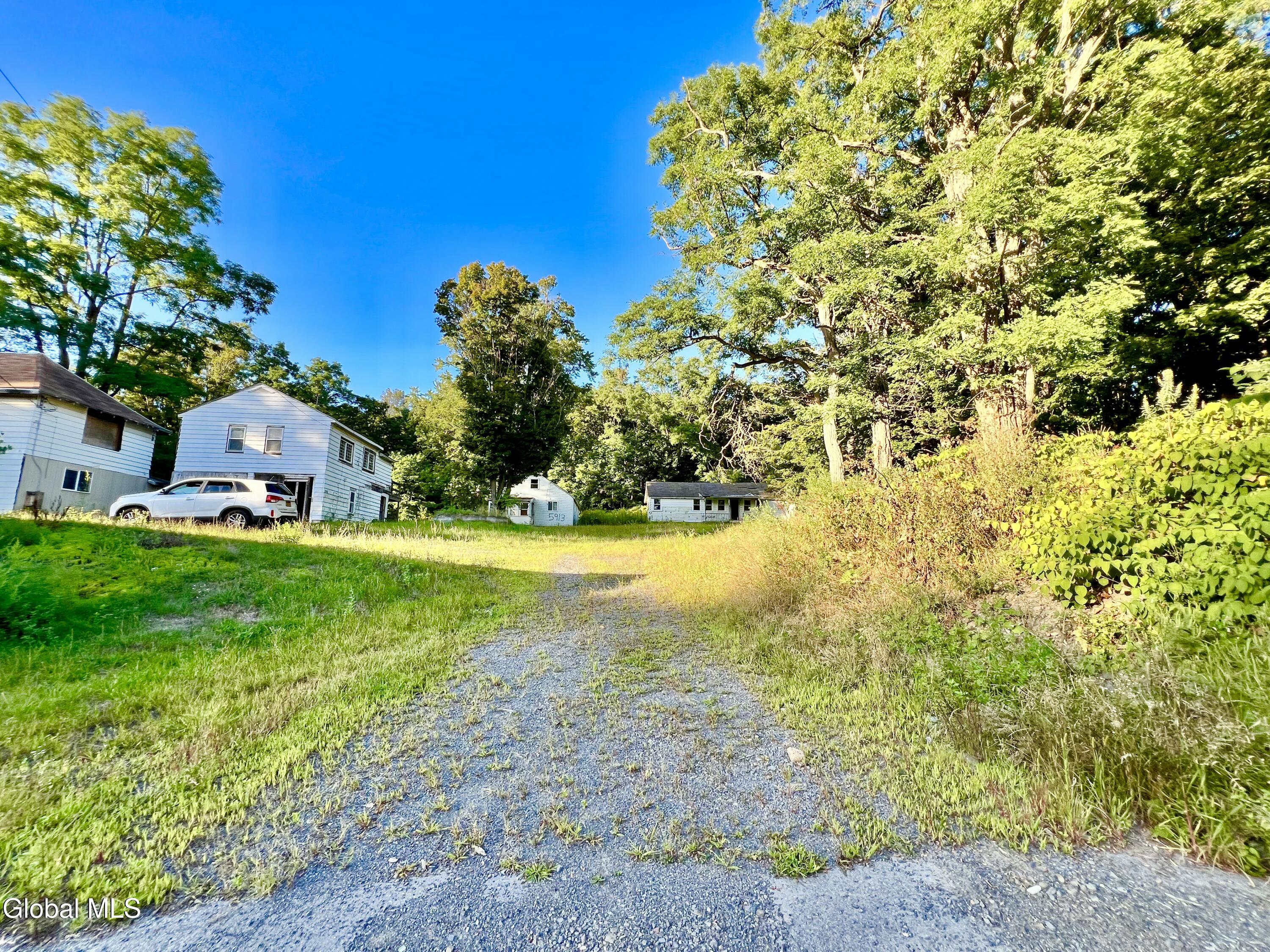 Glenville, New York 12302, United States, 2 Bedrooms Bedrooms, ,2 BathroomsBathrooms,Residential,Active,214535