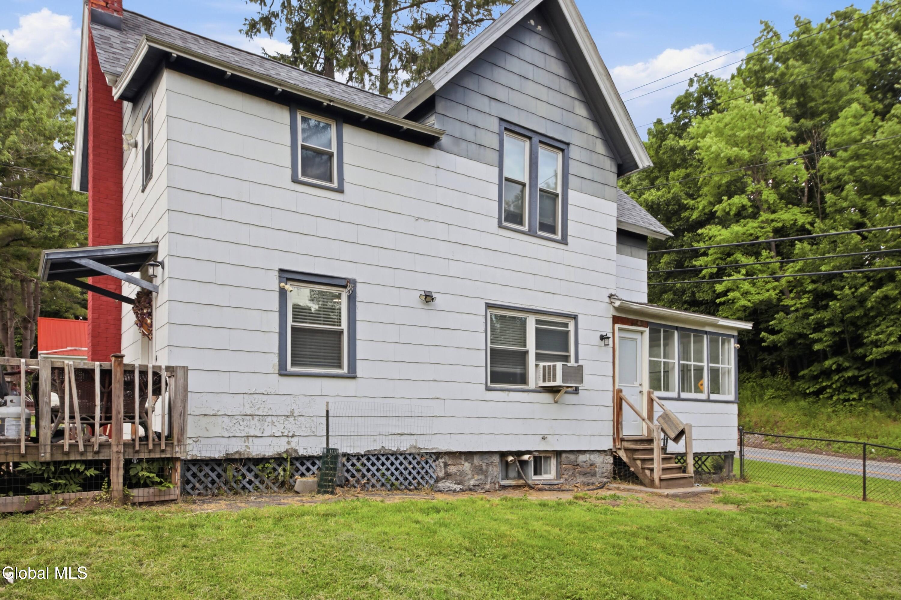 101 Knowlton Road