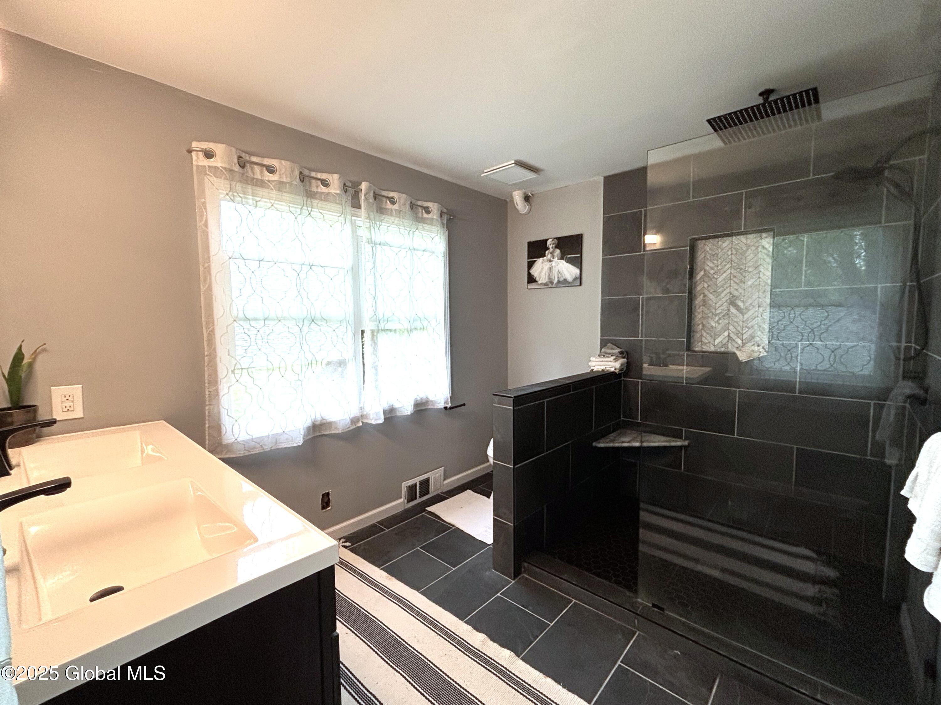 873 New Scotland Avenue, Albany, New York image 6