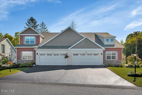 Homes For Sale - 201 Casale Court<br/> Troy, NY 12180