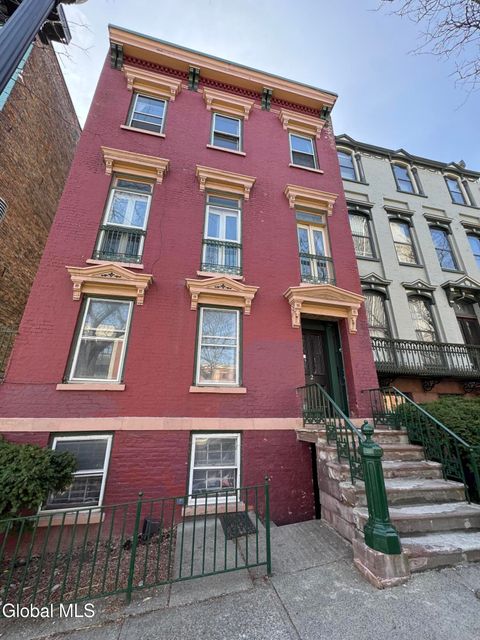 Photo of 2 Madison Place #1, Albany, NY 12202 (MLS # 202616837)