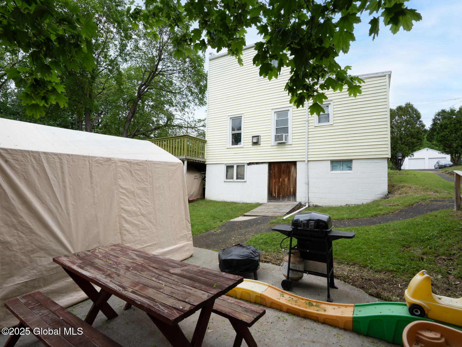 16 Billings Avenue, Troy, New York image 22